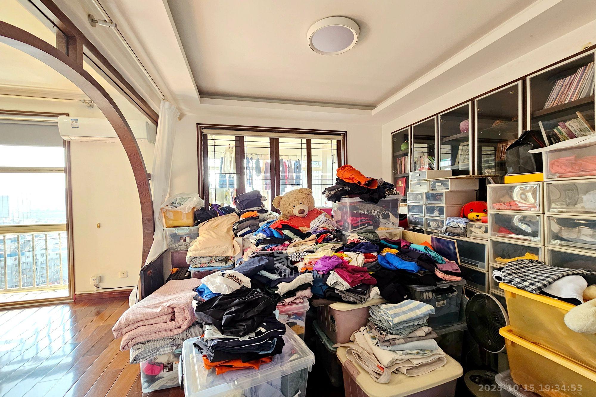 阳光走廊  3室2厅2卫    3000.0元/月 阳光走廊  3室2厅2卫    3000.0元/月室内图