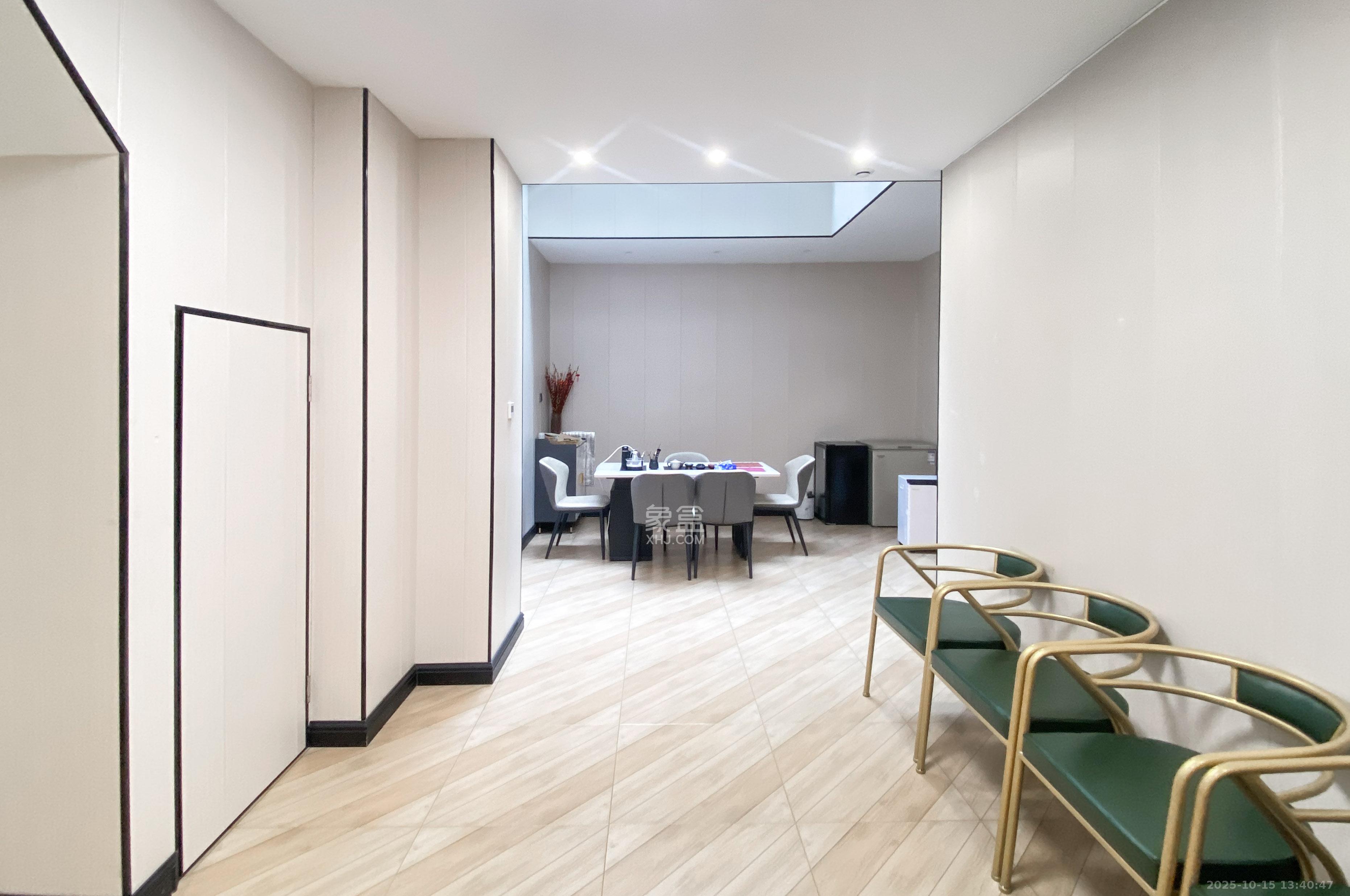 长房梅溪香山  5室2厅3卫    588.0万 长房梅溪香山  5室2厅3卫    588.0万其他