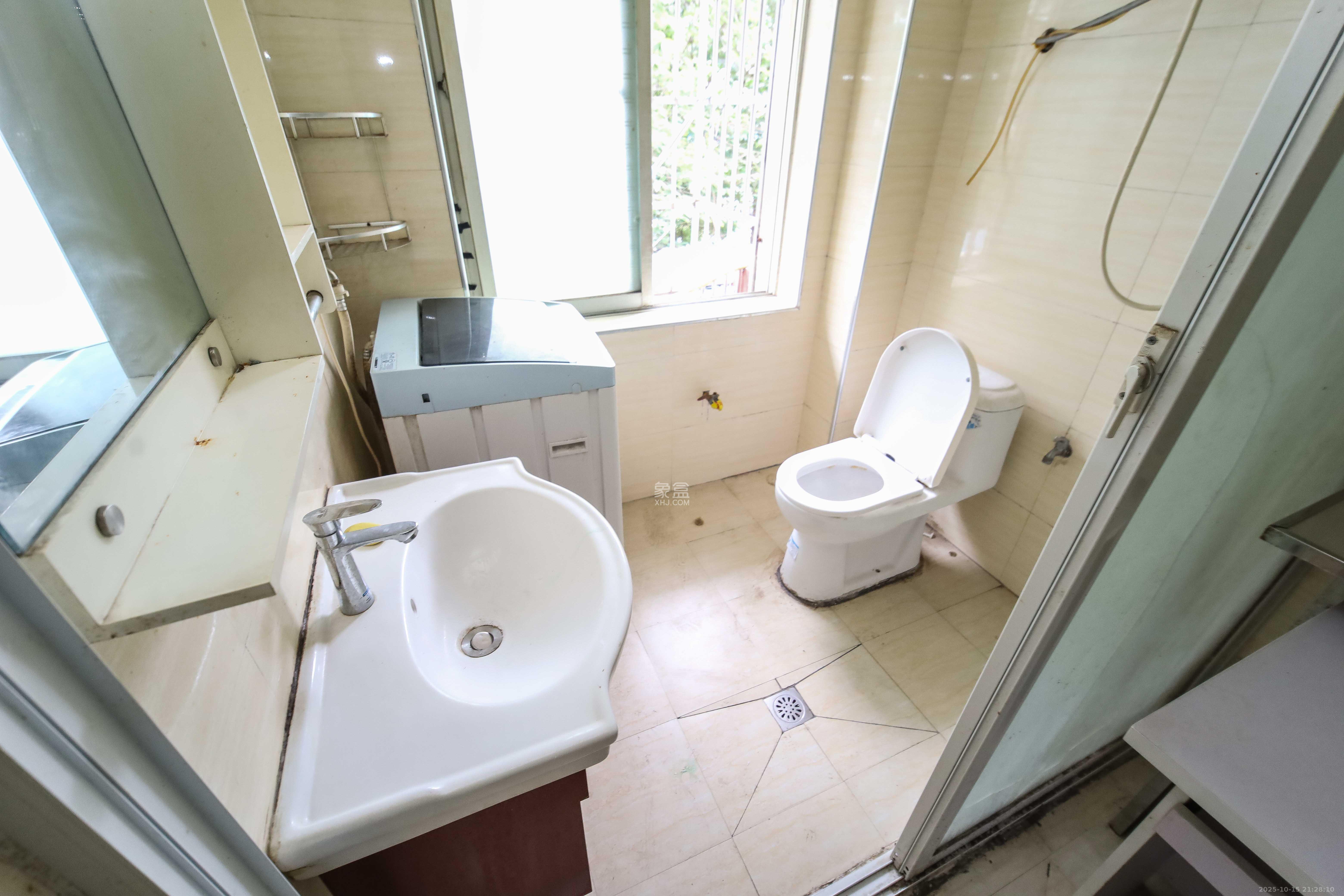 泰禹公馆  2室1厅1卫    66.0万卫生间