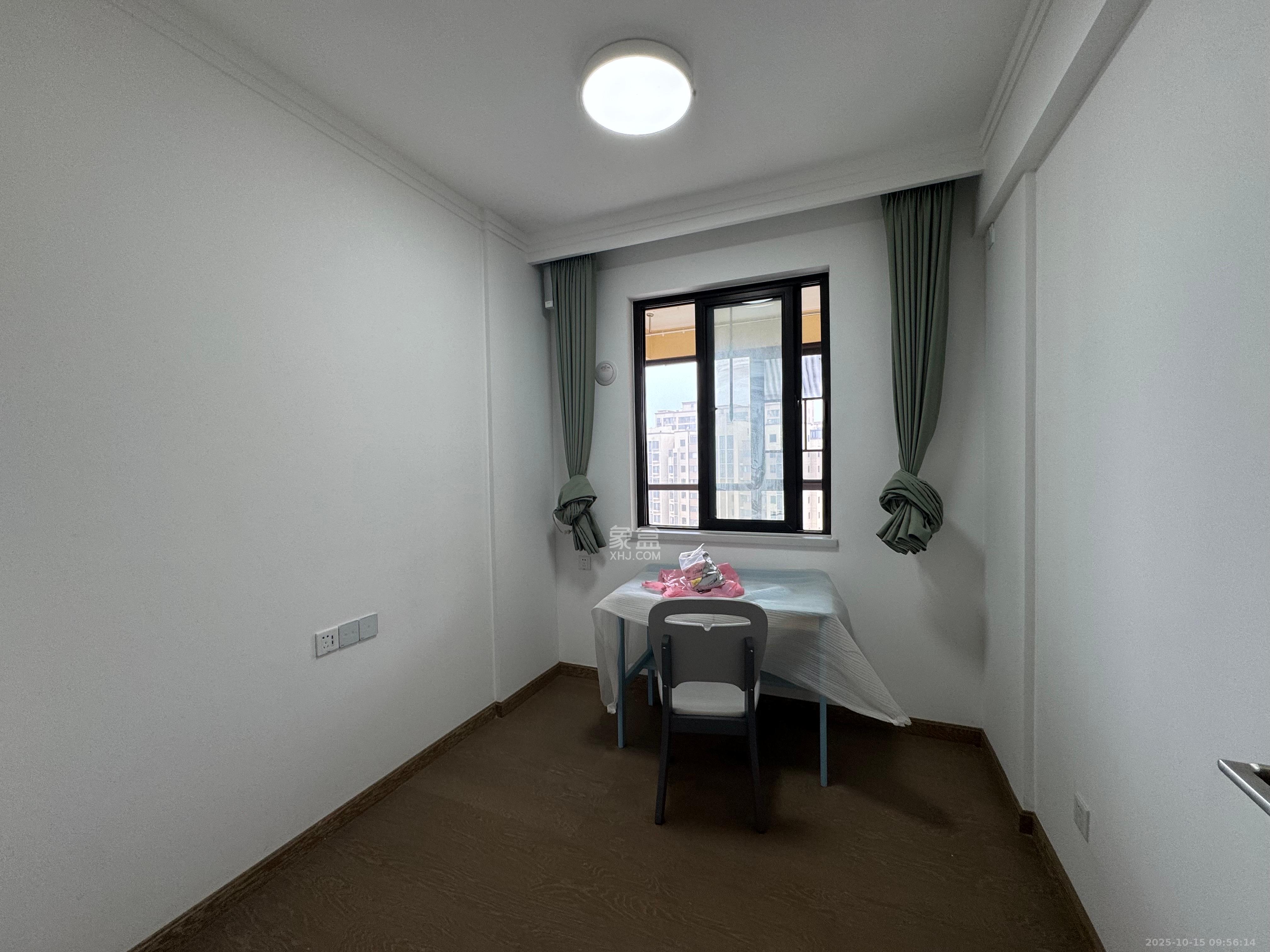 美的翰城 3室2厅1卫 2000.0元/月 美的翰城 3室2厅1卫 2000.0元/月室内图