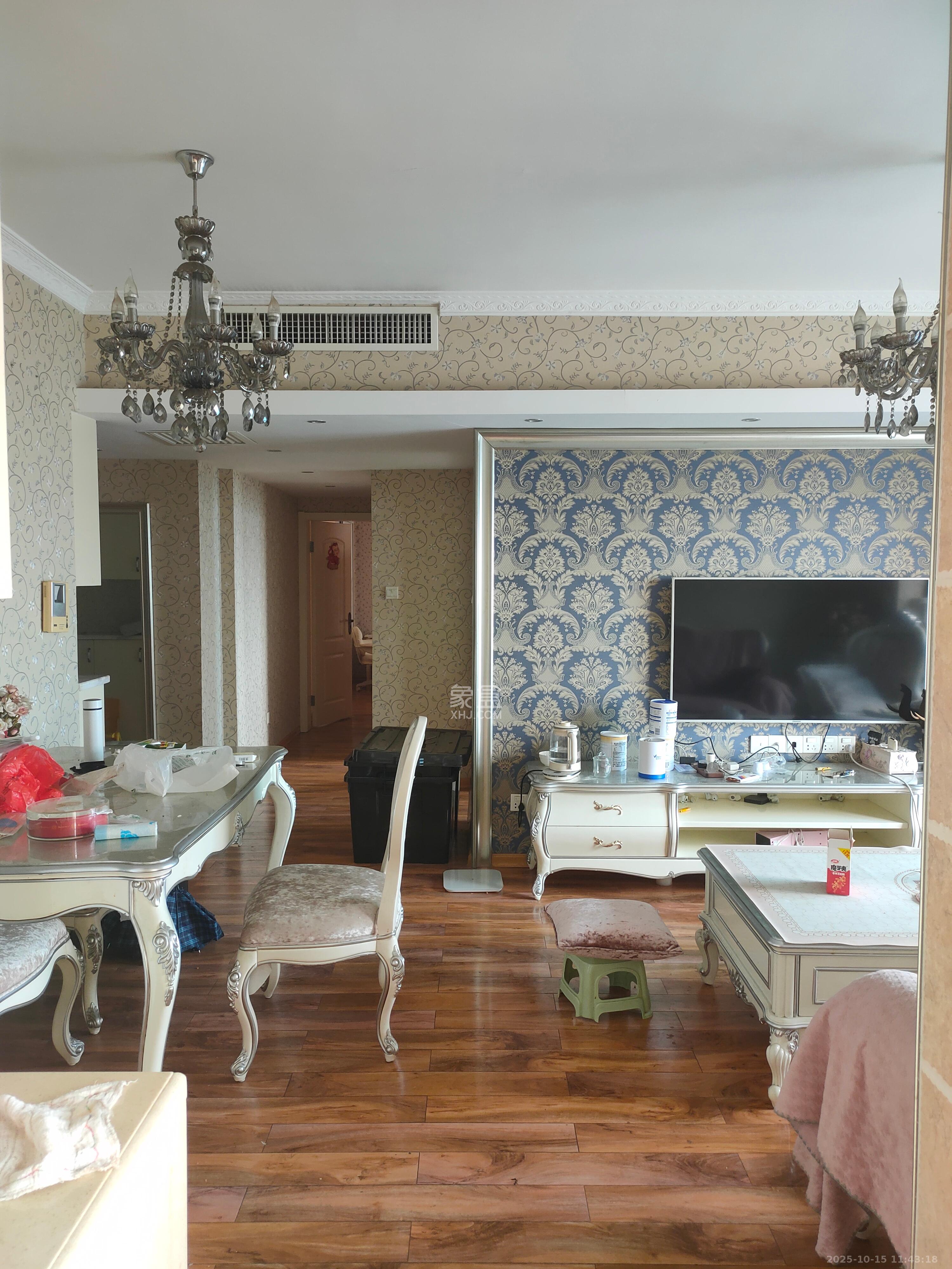 四方水岸(世方水岸) 1室2厅1卫 2600.0元/月 四方水岸(世方水岸) 1室2厅1卫 2600.0元/月室内图