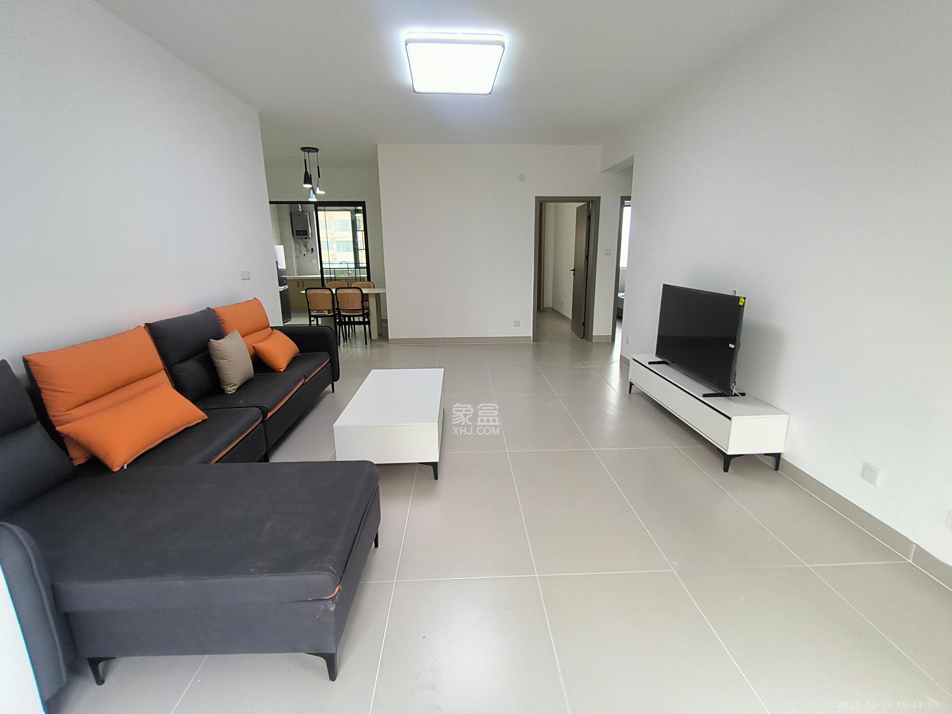 澳海谷山府  4室2厅2卫    2500.0元/月 澳海谷山府  4室2厅2卫    2500.0元/月