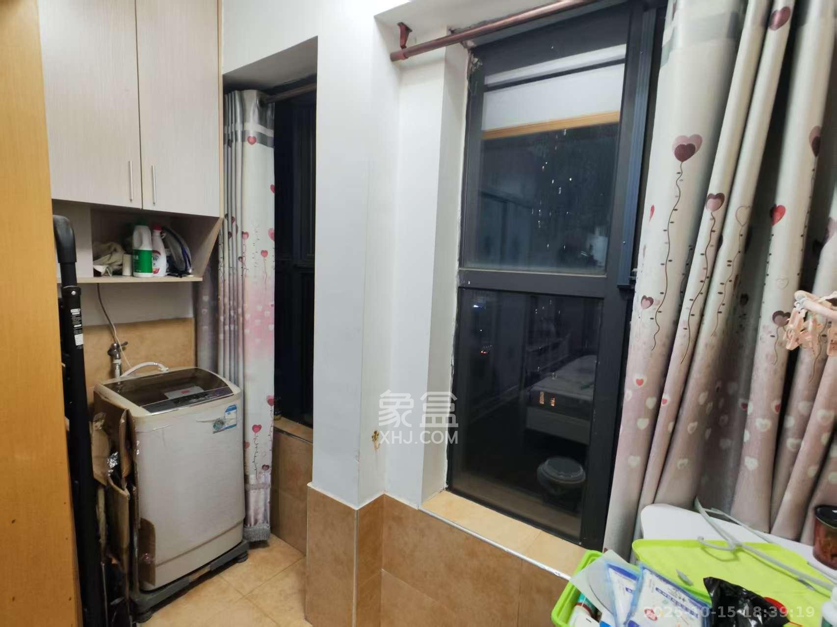 万科魅力之城  1室1厅1卫    1400.0元/月 万科魅力之城  1室1厅1卫    1400.0元/月室内图