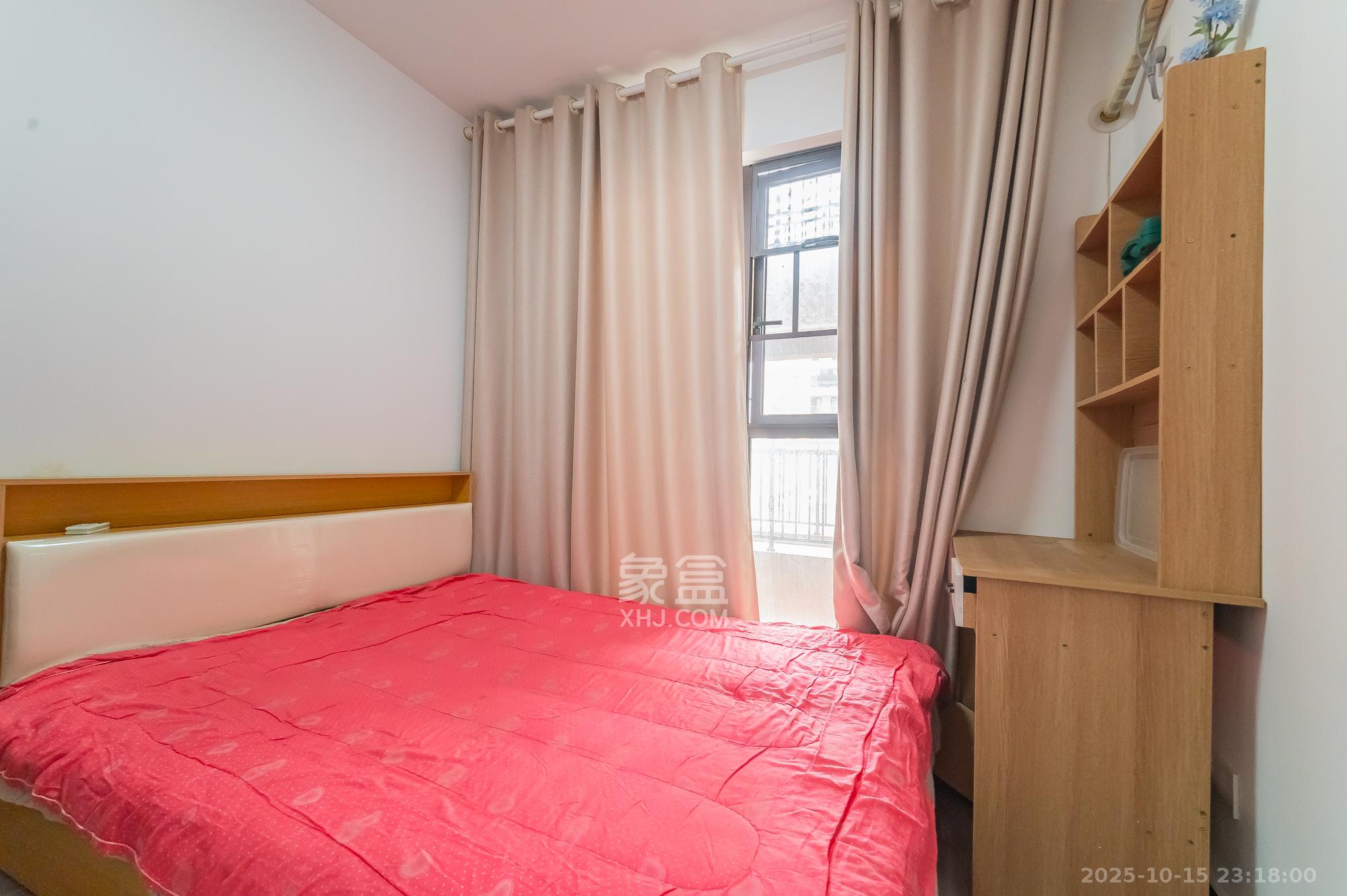 兴进珺府  3室2厅1卫    78.8万 兴进珺府  3室2厅1卫    78.8万卧室