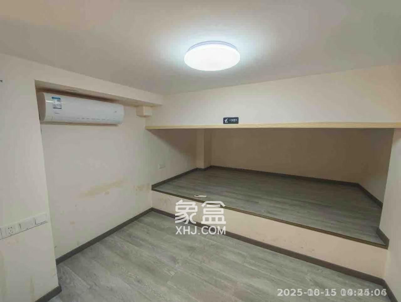 龙湖铂金岛 2室1厅1卫 2500.0元/月 龙湖铂金岛 2室1厅1卫 2500.0元/月室内图