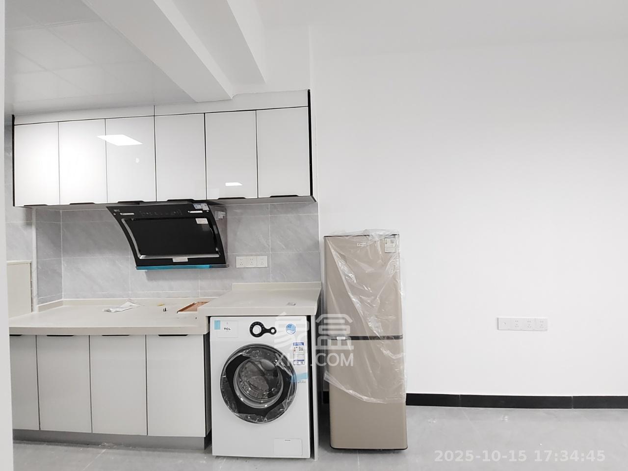 保利海德公园 1室1厅1卫 1800.0元/月 保利海德公园 1室1厅1卫 1800.0元/月室内图