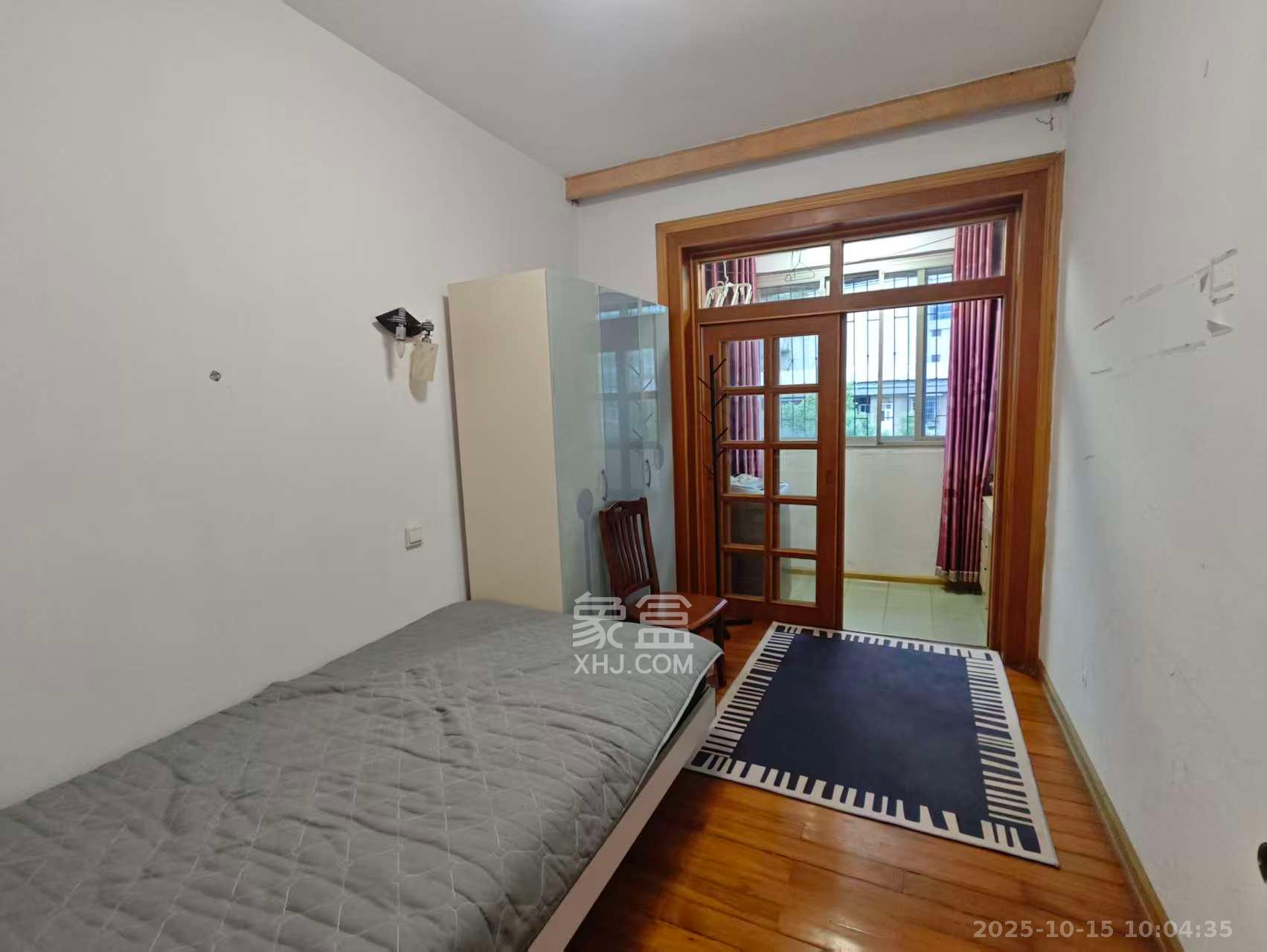 省水院宿舍 2室2厅1卫 1800.0元/月 省水院宿舍 2室2厅1卫 1800.0元/月室内图