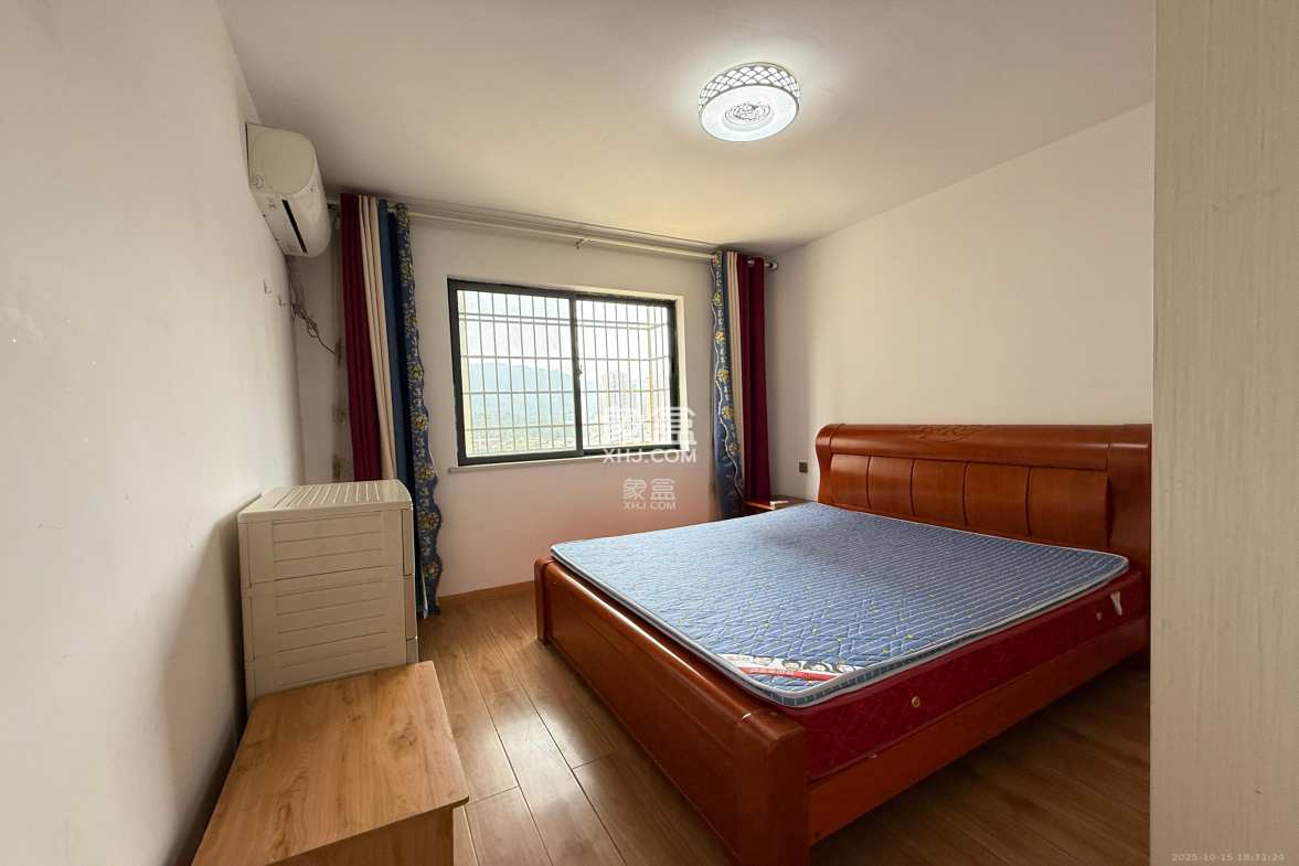 金富星城 1室2厅1卫 1500.0元/月 金富星城 1室2厅1卫 1500.0元/月室内图