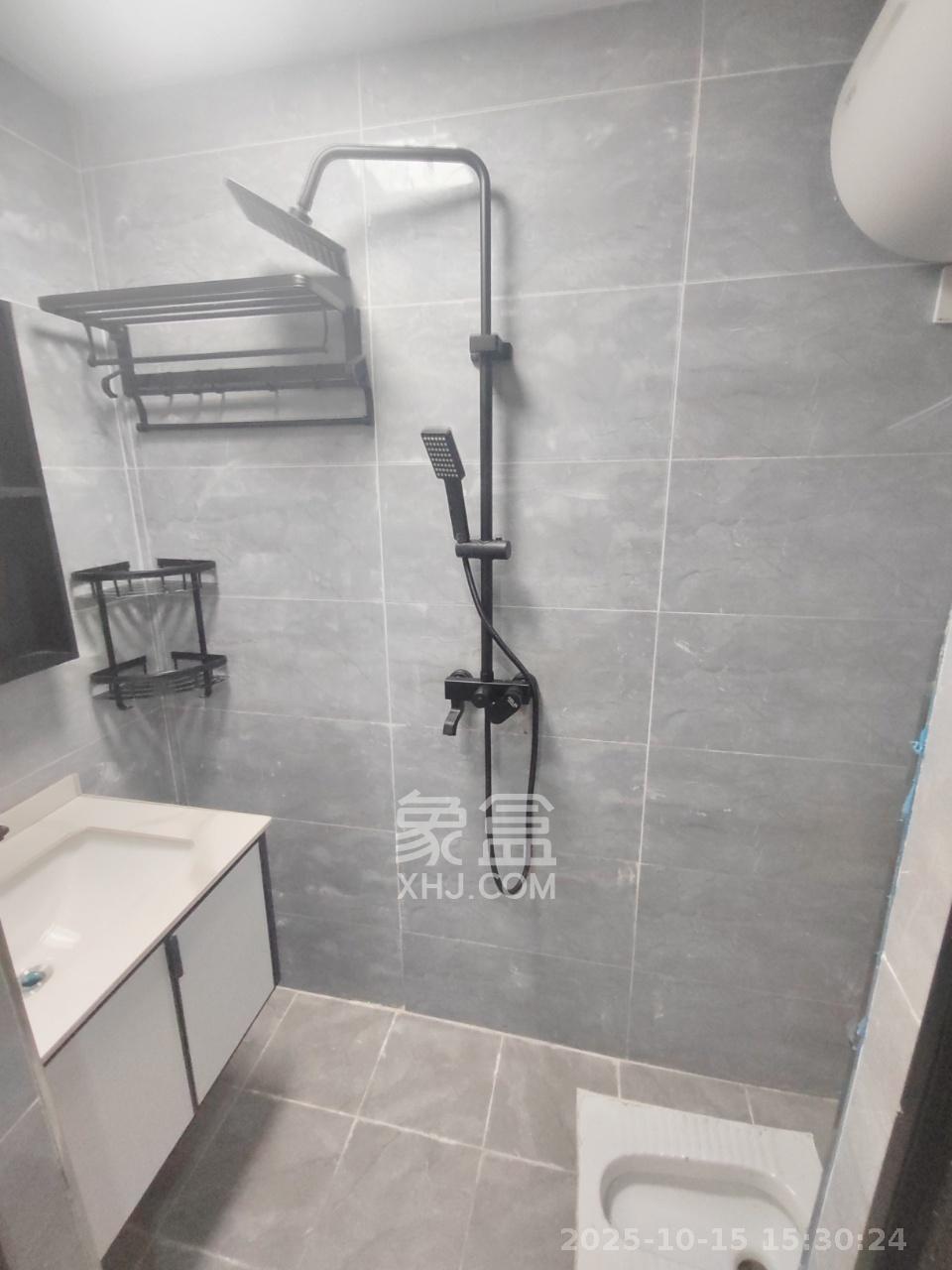 保利海德公园 1室1厅1卫 1600.0元/月 保利海德公园 1室1厅1卫 1600.0元/月室内图