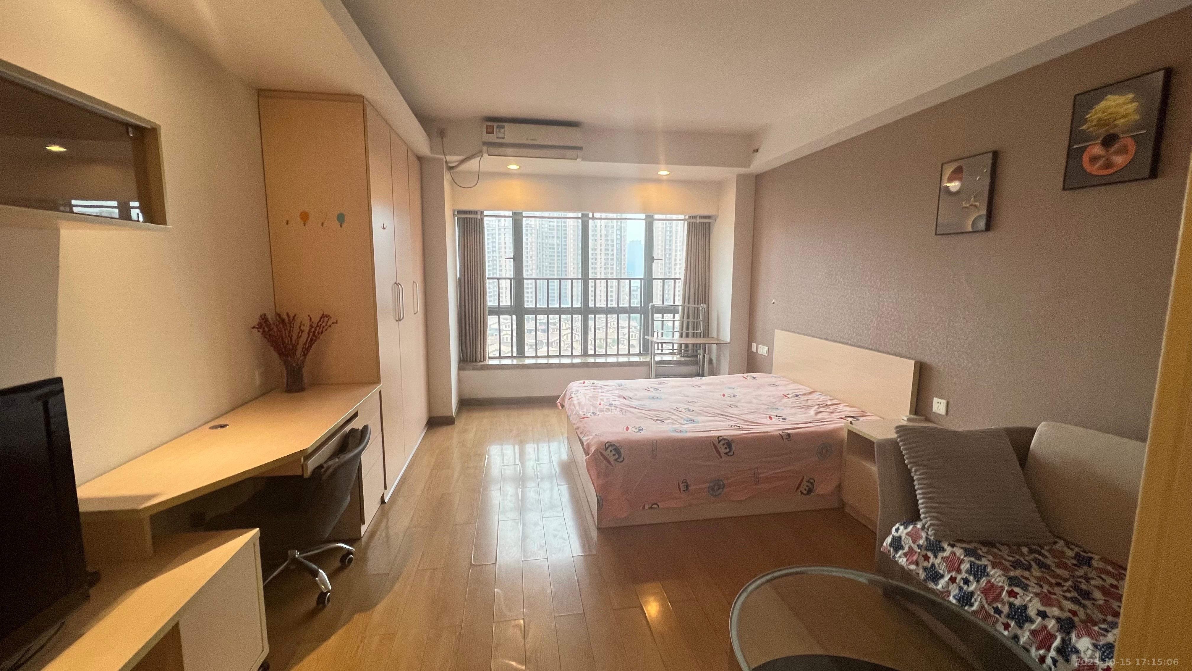 融科檀香山（融科紫檀、香山国际）  1室1厅1卫    1700.0元/月室内图