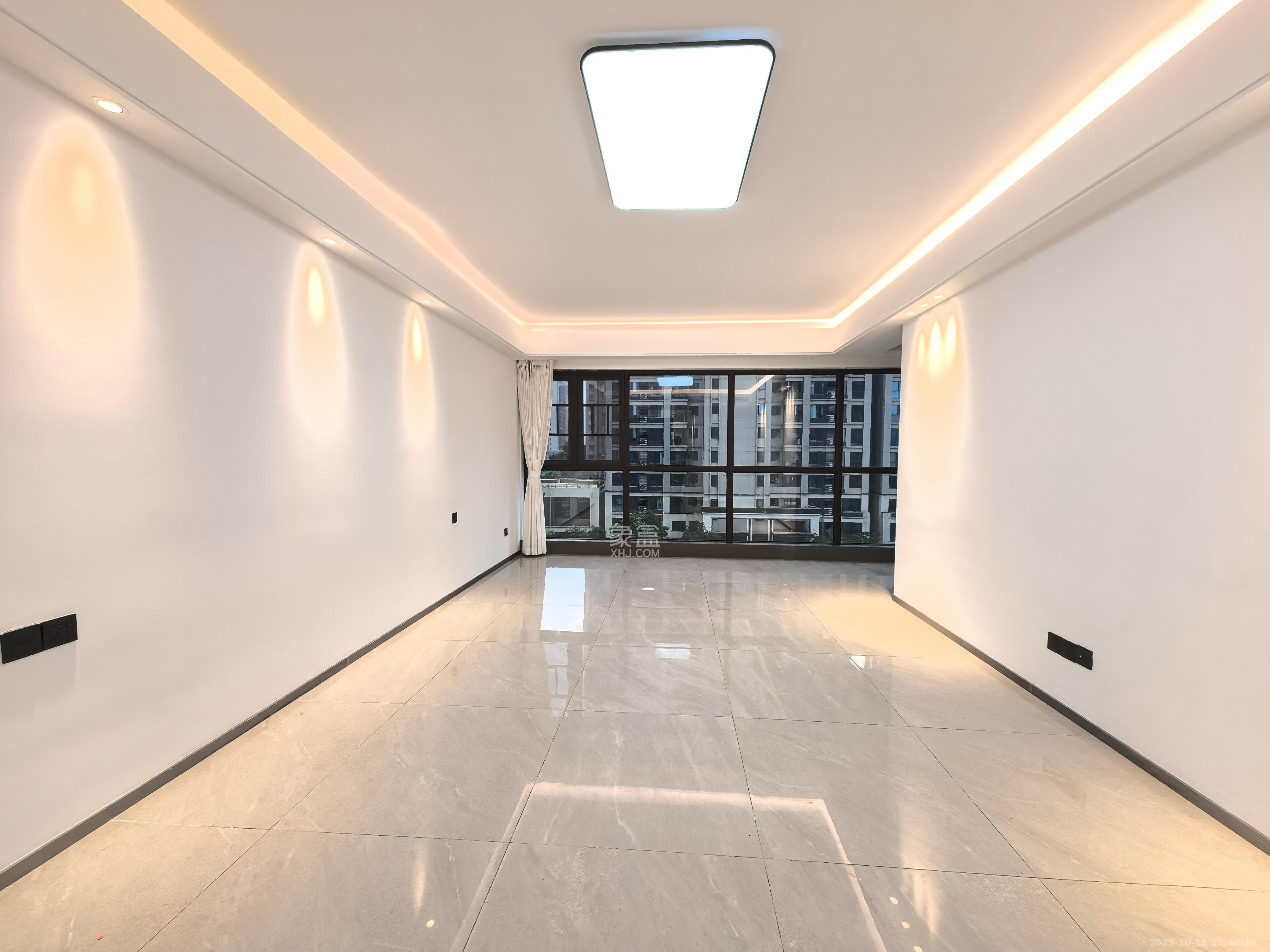 德奥悦东方 4室2厅2卫 4000.0元/月 德奥悦东方 4室2厅2卫 4000.0元/月室内图