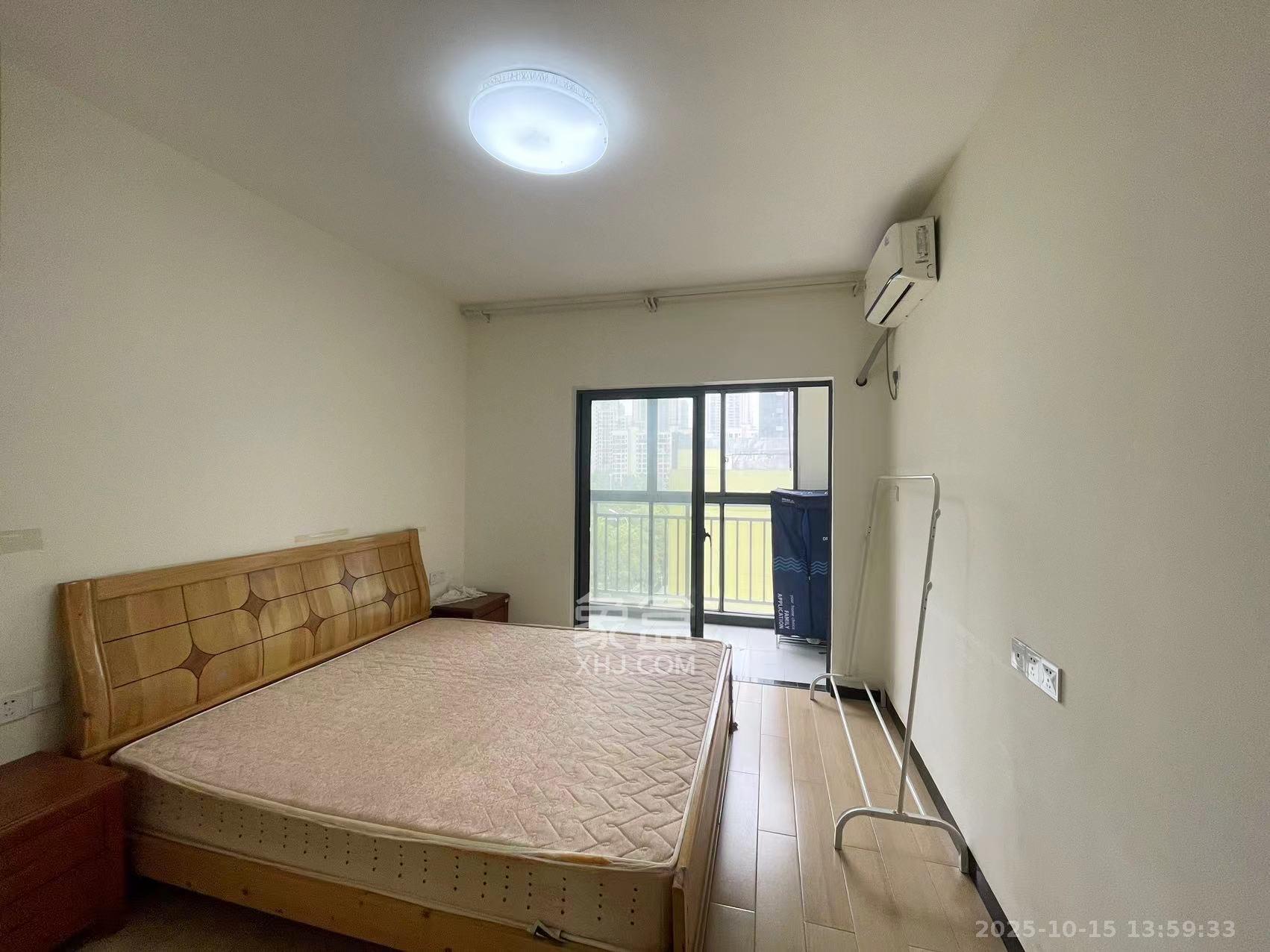 荣盛花语馨苑 2室2厅1卫 2000.0元/月 荣盛花语馨苑 2室2厅1卫 2000.0元/月室内图