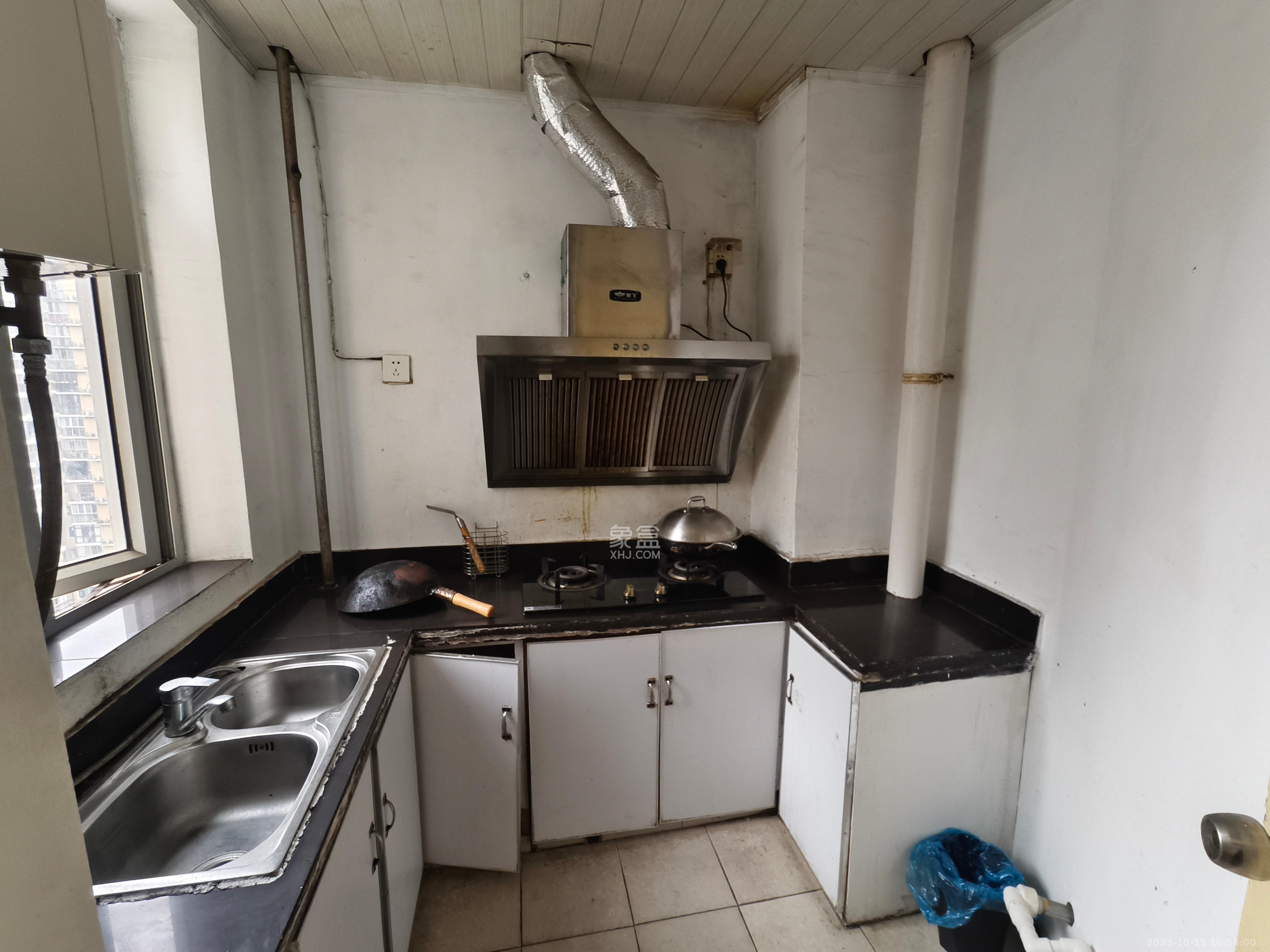 凯通国际城（凯通朝庭）  3室1厅1卫    2200.0元/月室内图