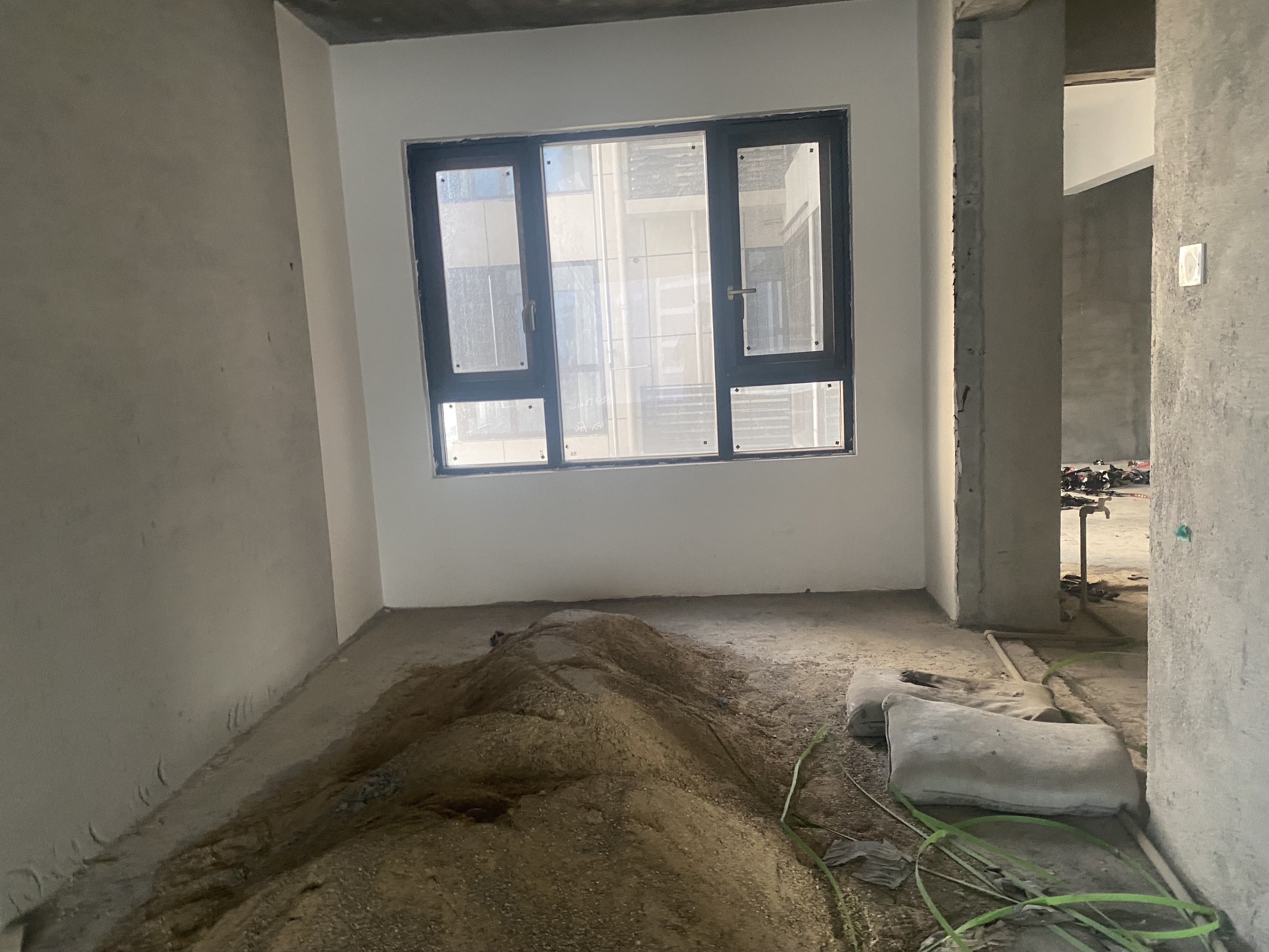 汇方雁归来 4室2厅2卫 88.6万 汇方雁归来 4室2厅2卫 88.6万客厅