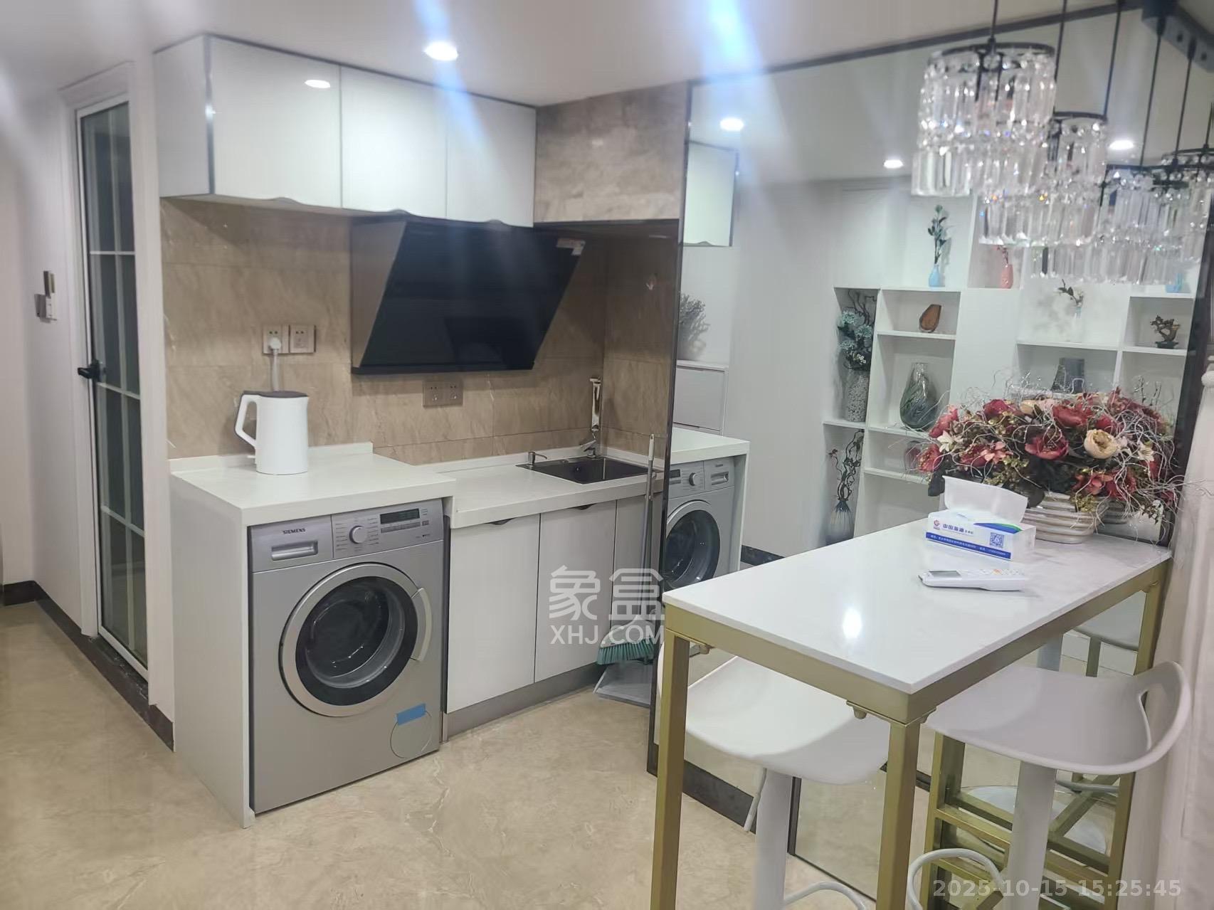 裕天国际商汇中心 1室0厅0卫 2000.0元/月 裕天国际商汇中心 1室0厅0卫 2000.0元/月室内图