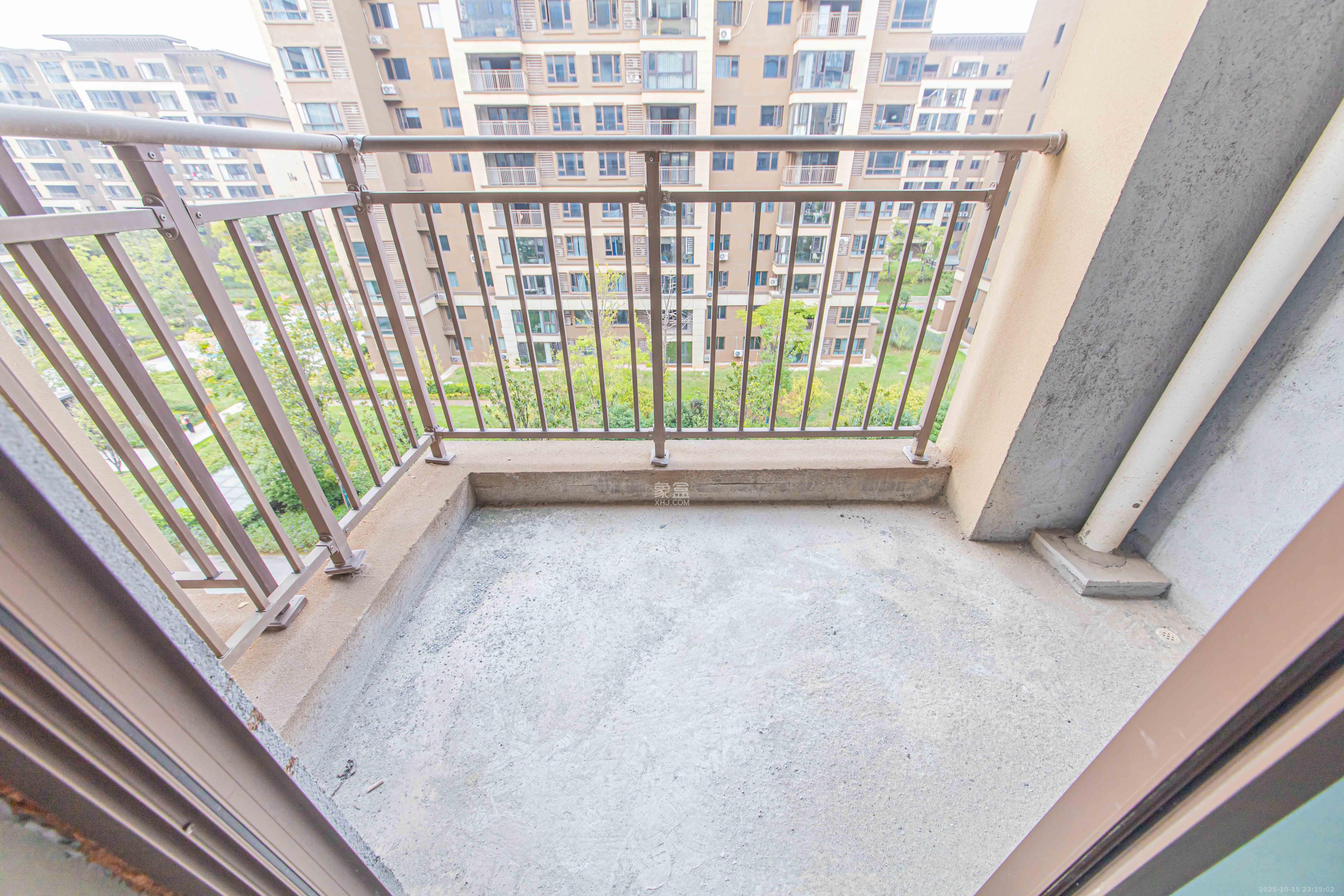 大唐印象三期御玺 4室2厅2卫 120.0万 大唐印象三期御玺 4室2厅2卫 120.0万阳台