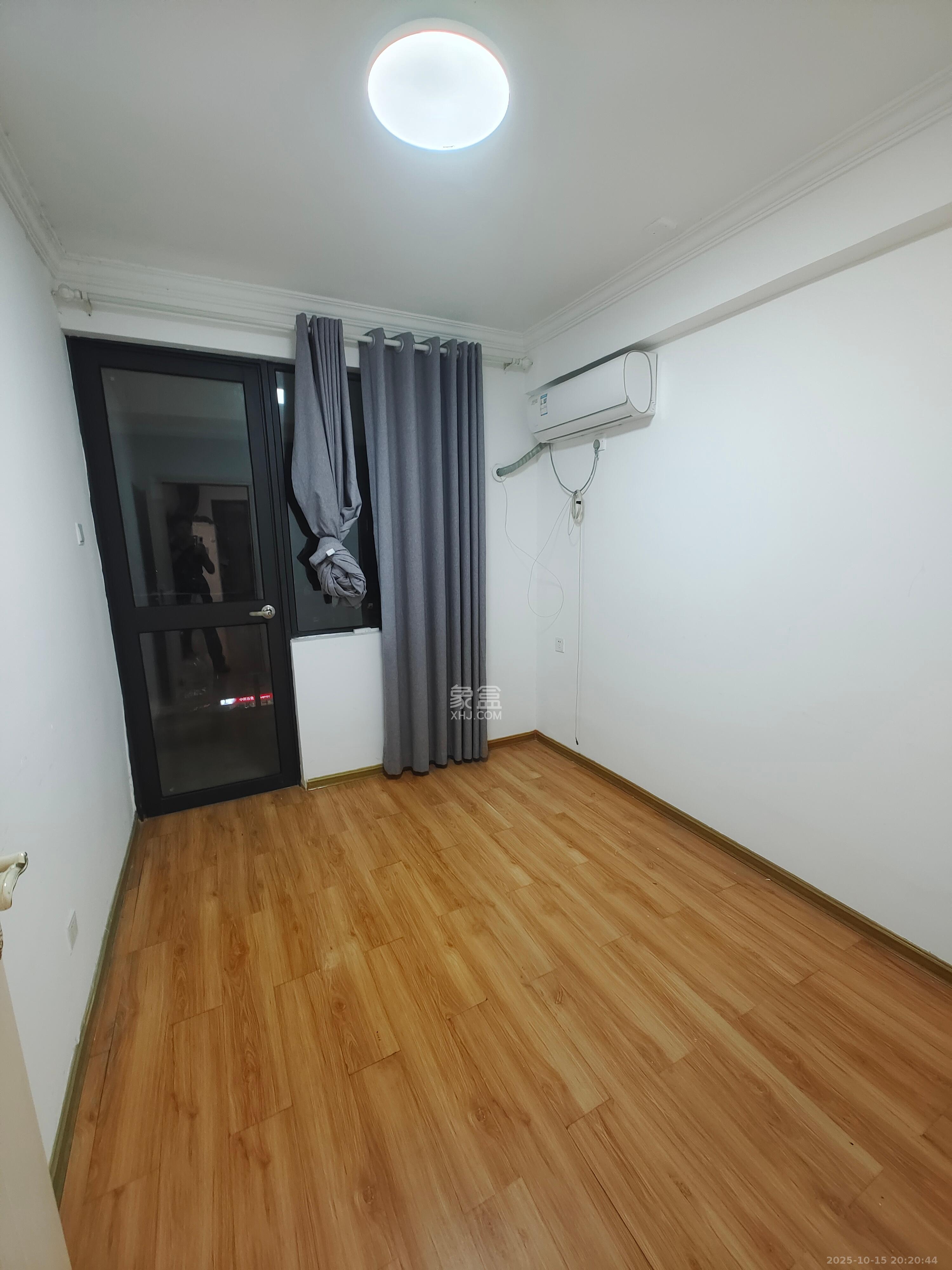 西城龙庭 3室2厅2卫 2700.0元/月 西城龙庭 3室2厅2卫 2700.0元/月室内图