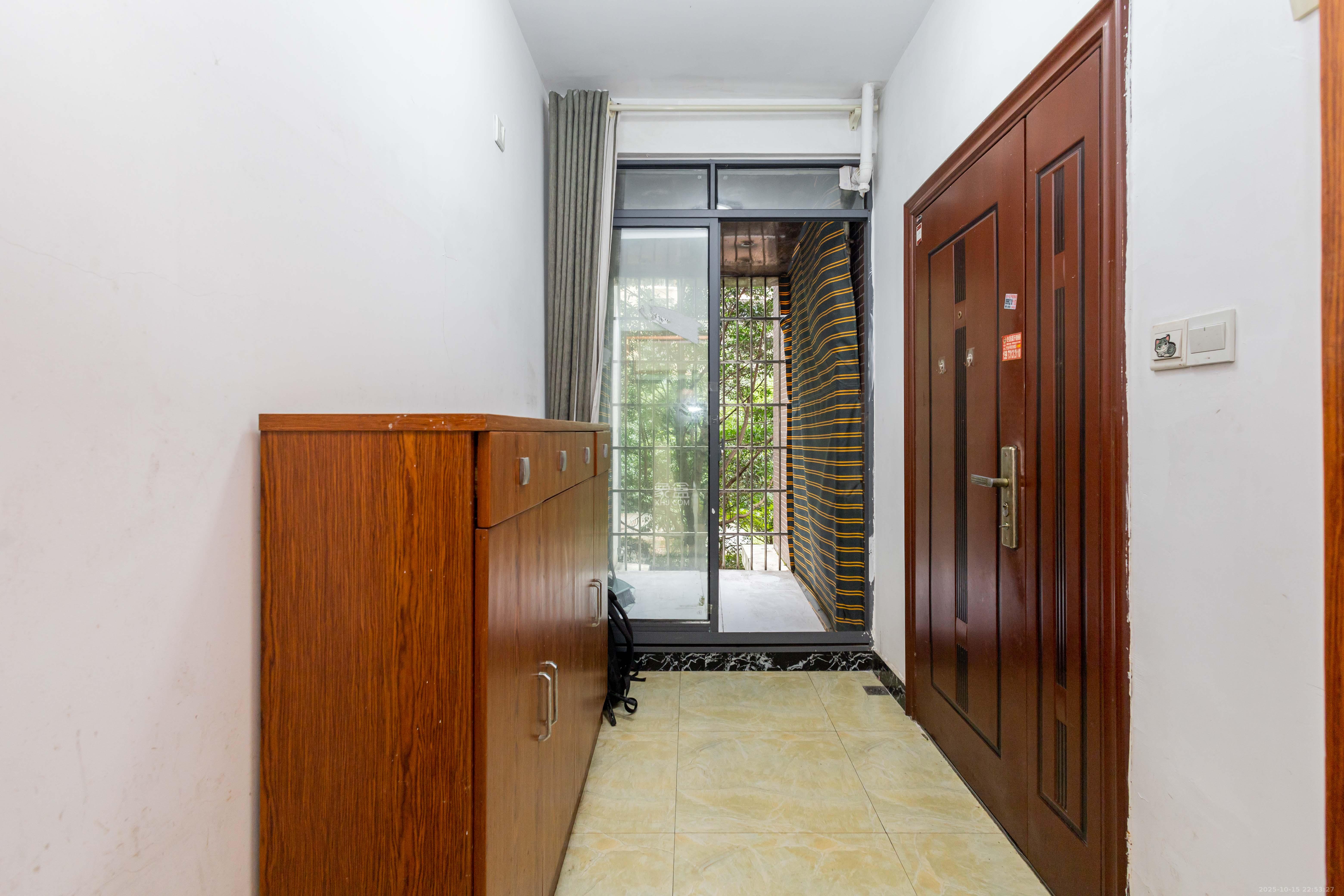 中国铁建国际城一期  3室2厅1卫    59.0万卧室