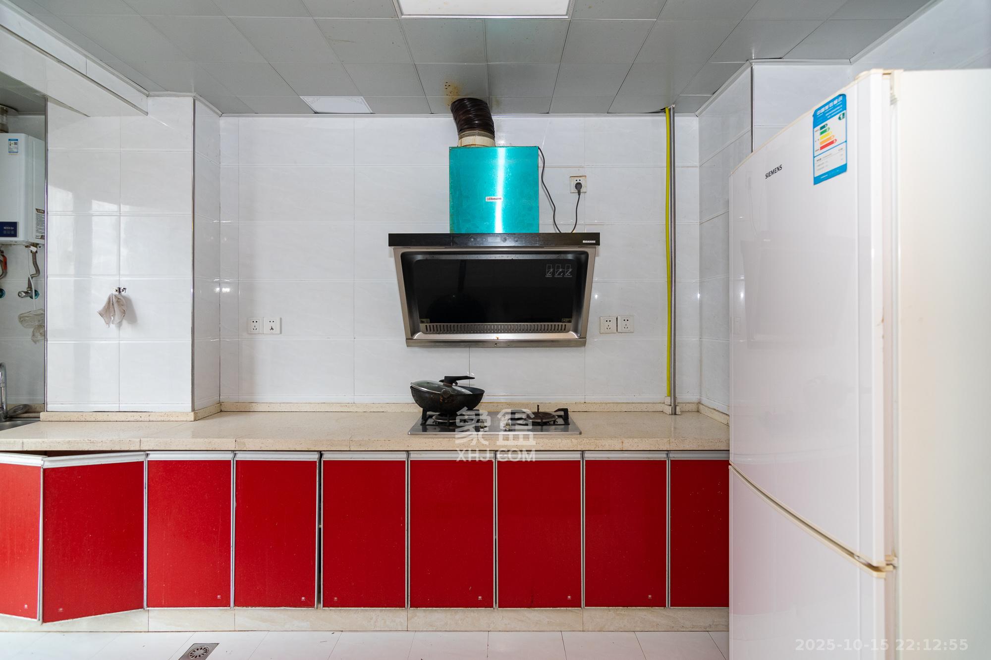 润和紫郡一期 4室2厅1卫 78.0万 润和紫郡一期 4室2厅1卫 78.0万厨房