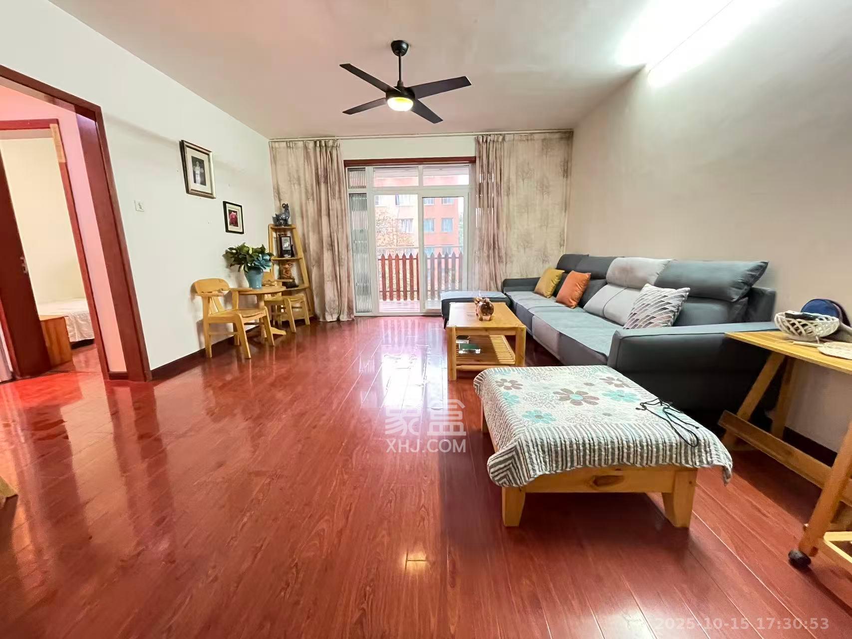 活力康城  3室2厅2卫    3200.0元/月 活力康城  3室2厅2卫    3200.0元/月