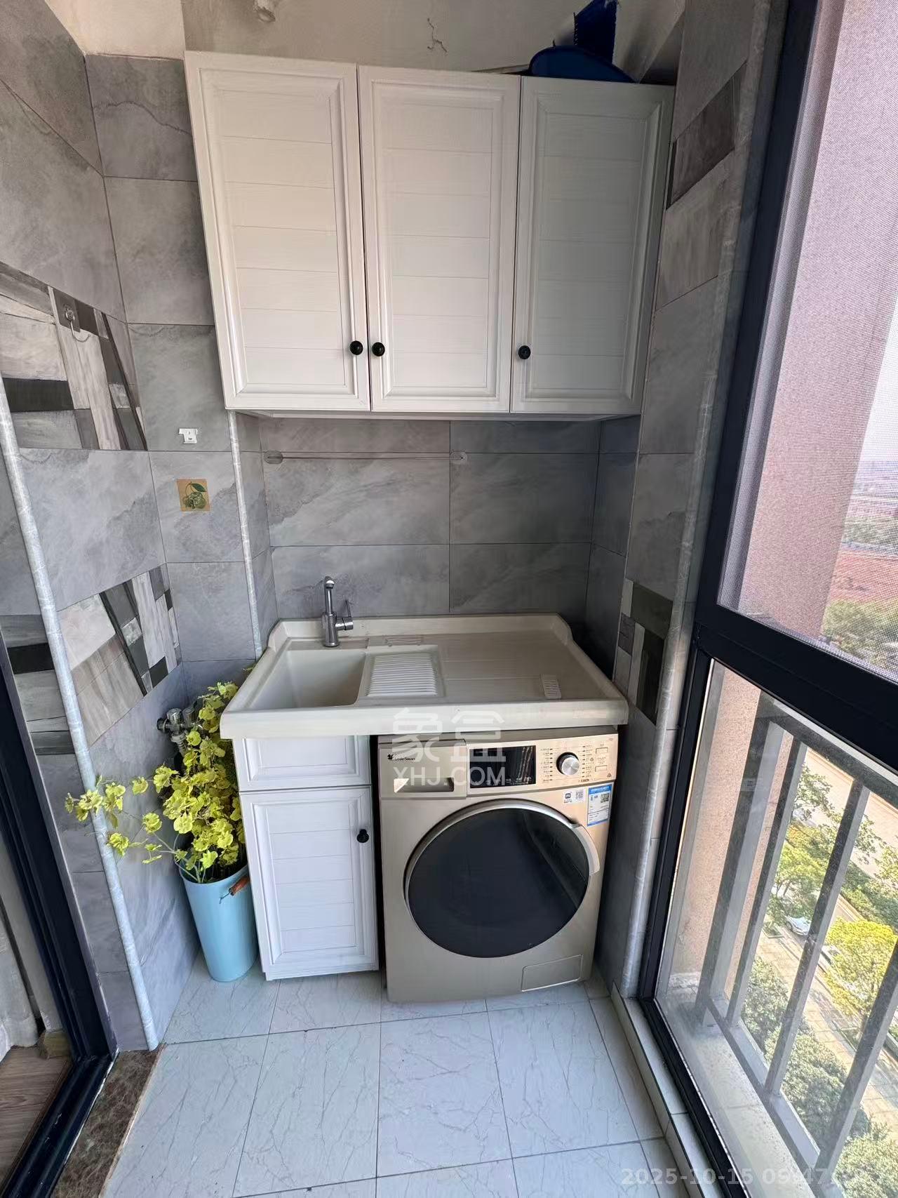 创世纪广场  1室1厅1卫    1500.0元/月室内图