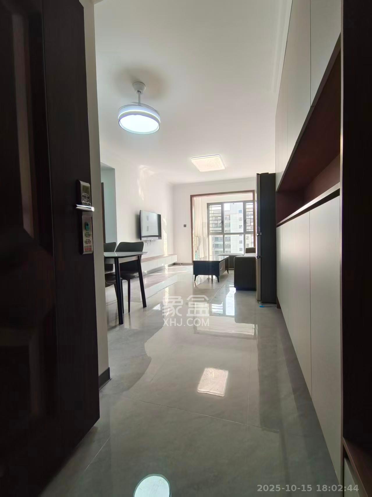 真人桥家园二期  2室2厅1卫    1800.0元/月室内图