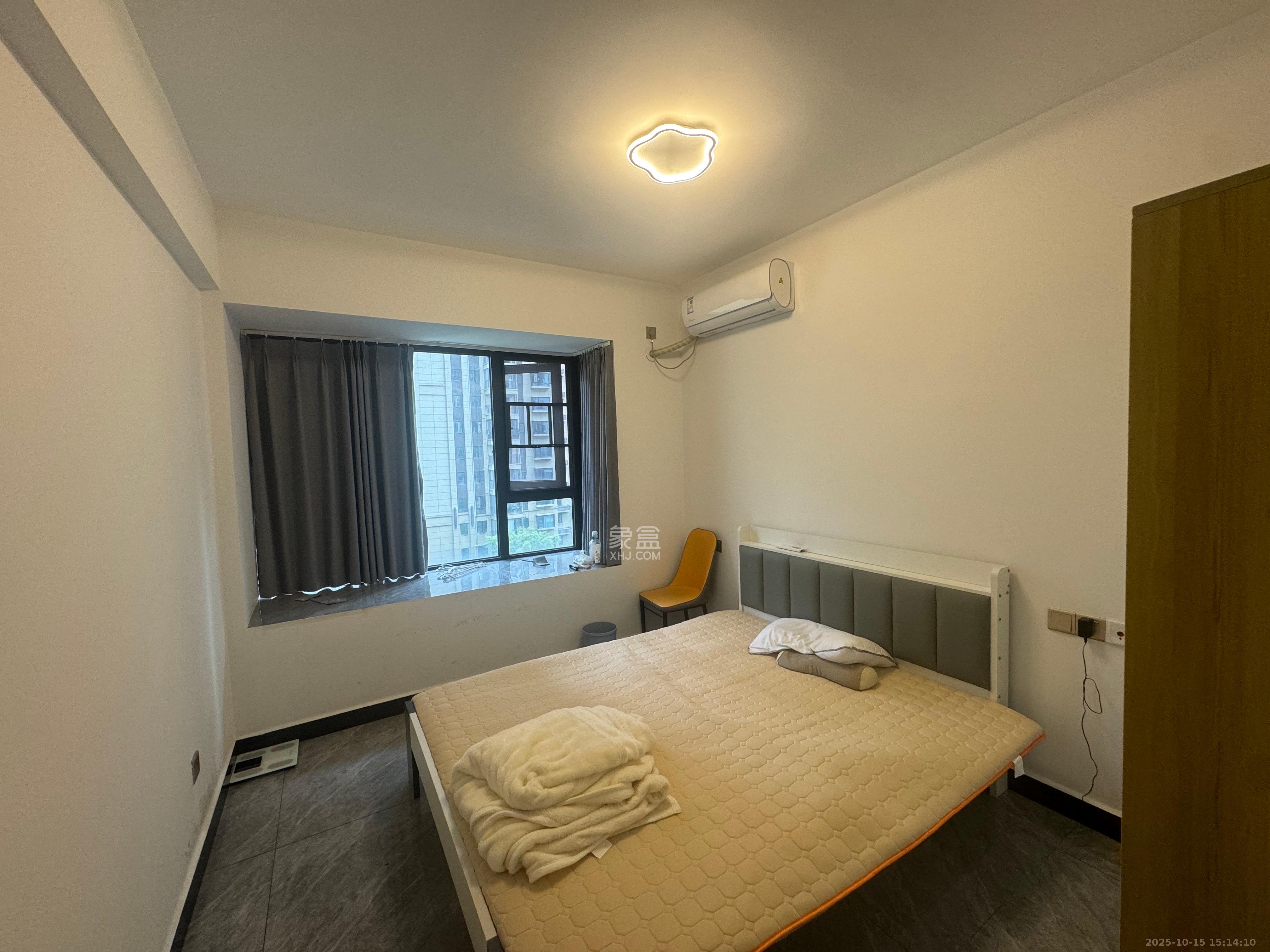 保利大都汇一期、二期 4室1厅1卫 3380.0元/月 保利大都汇一期、二期 4室1厅1卫 3380.0元/月室内图