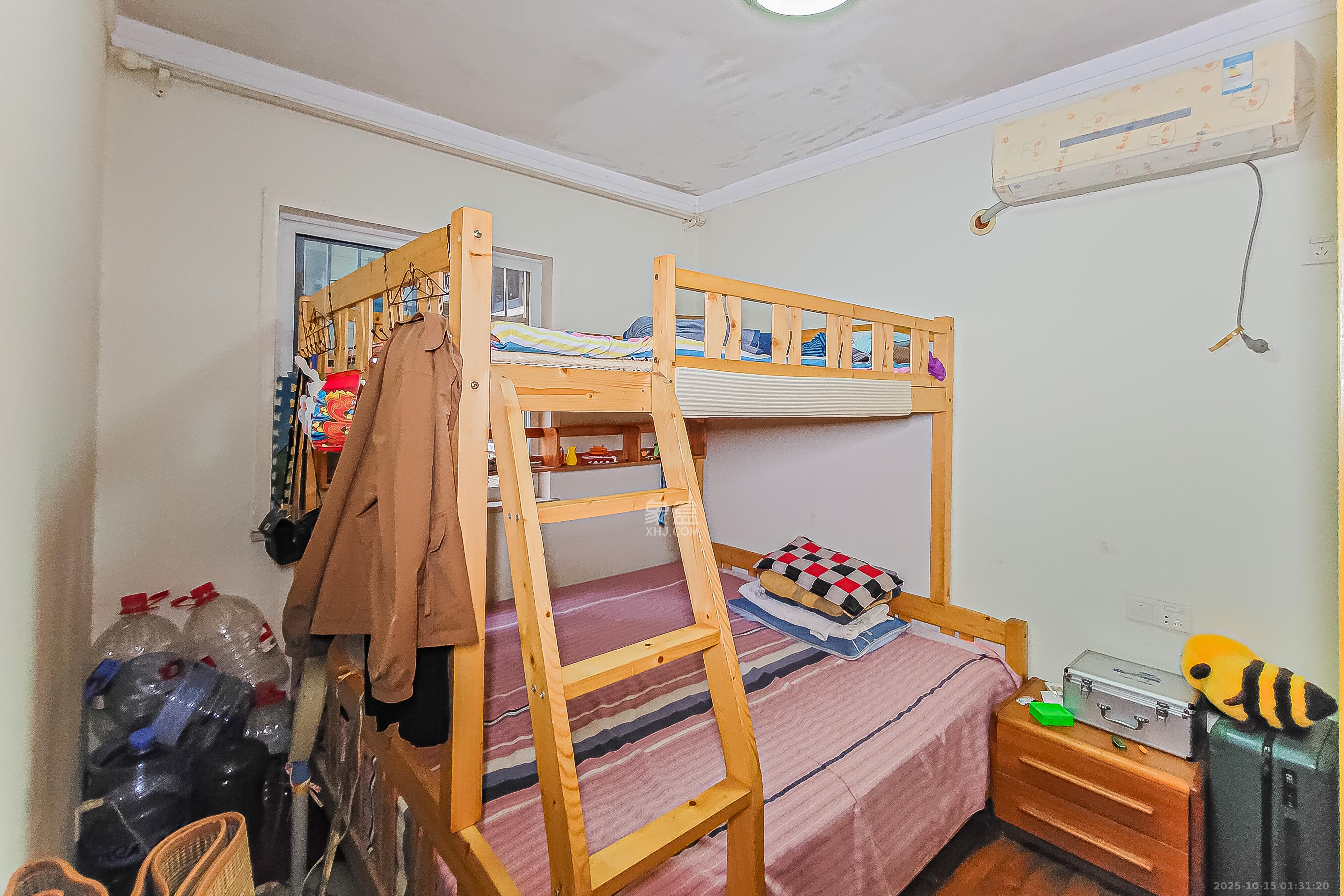 三重星都心  3室2厅2卫    139.0万卧室