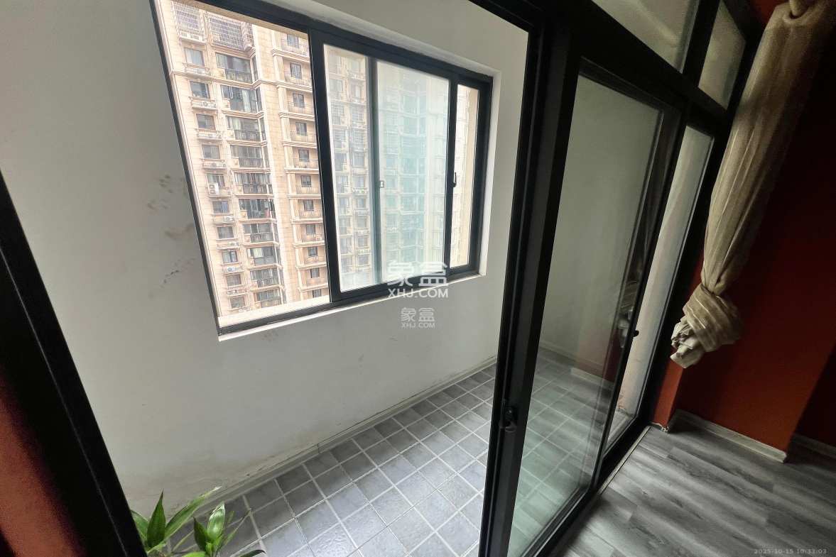 阳光锦城 1室1厅1卫 1600.0元/月 阳光锦城 1室1厅1卫 1600.0元/月室内图