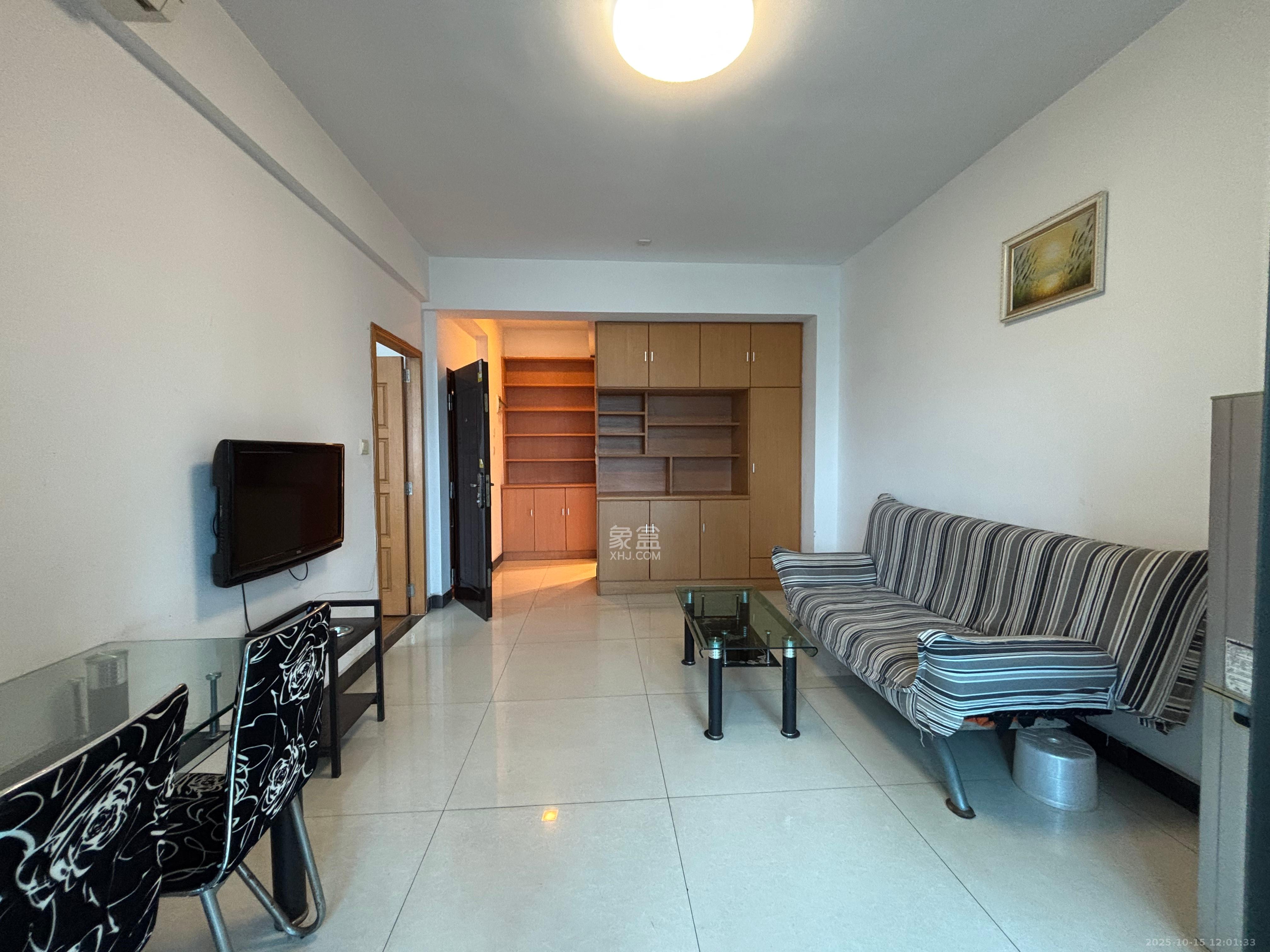 BOBO天下城（CTA财富中心）  1室1厅1卫    1700.0元/月