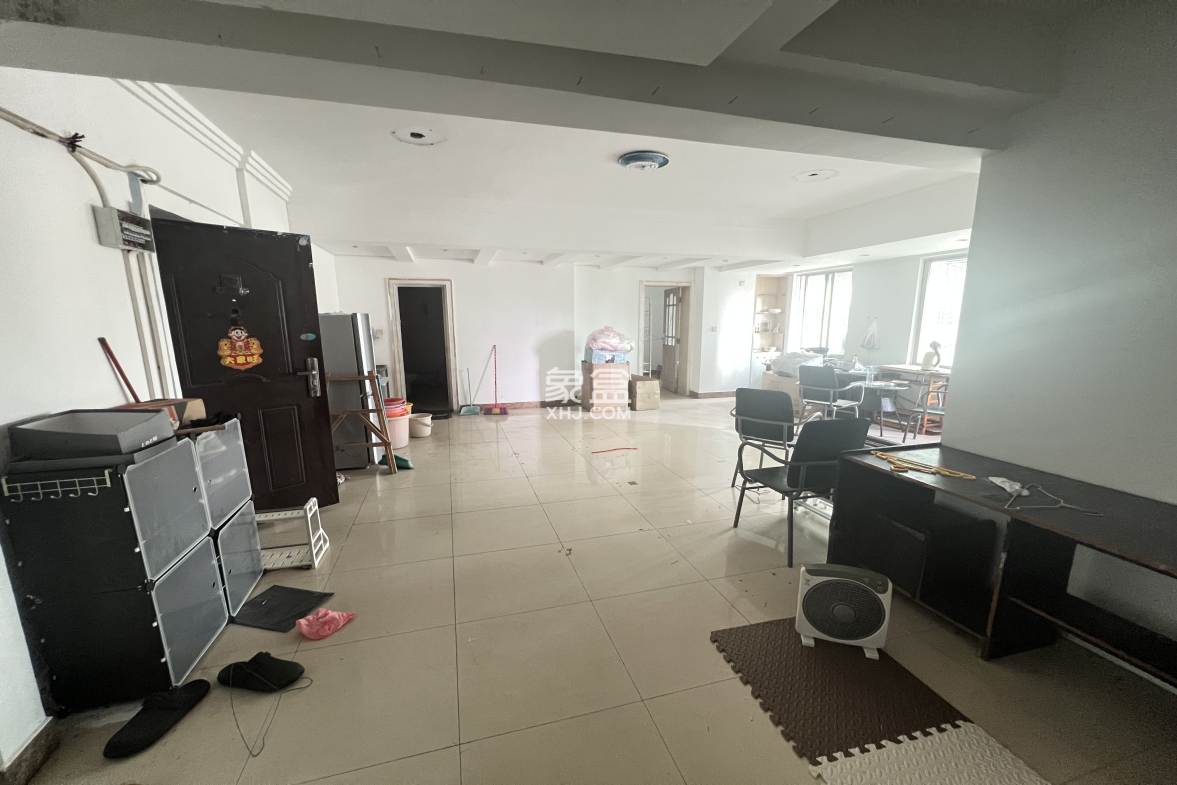 富豪大厦(富豪花园) 2室1厅1卫 1600.0元/月 富豪大厦(富豪花园) 2室1厅1卫 1600.0元/月室内图