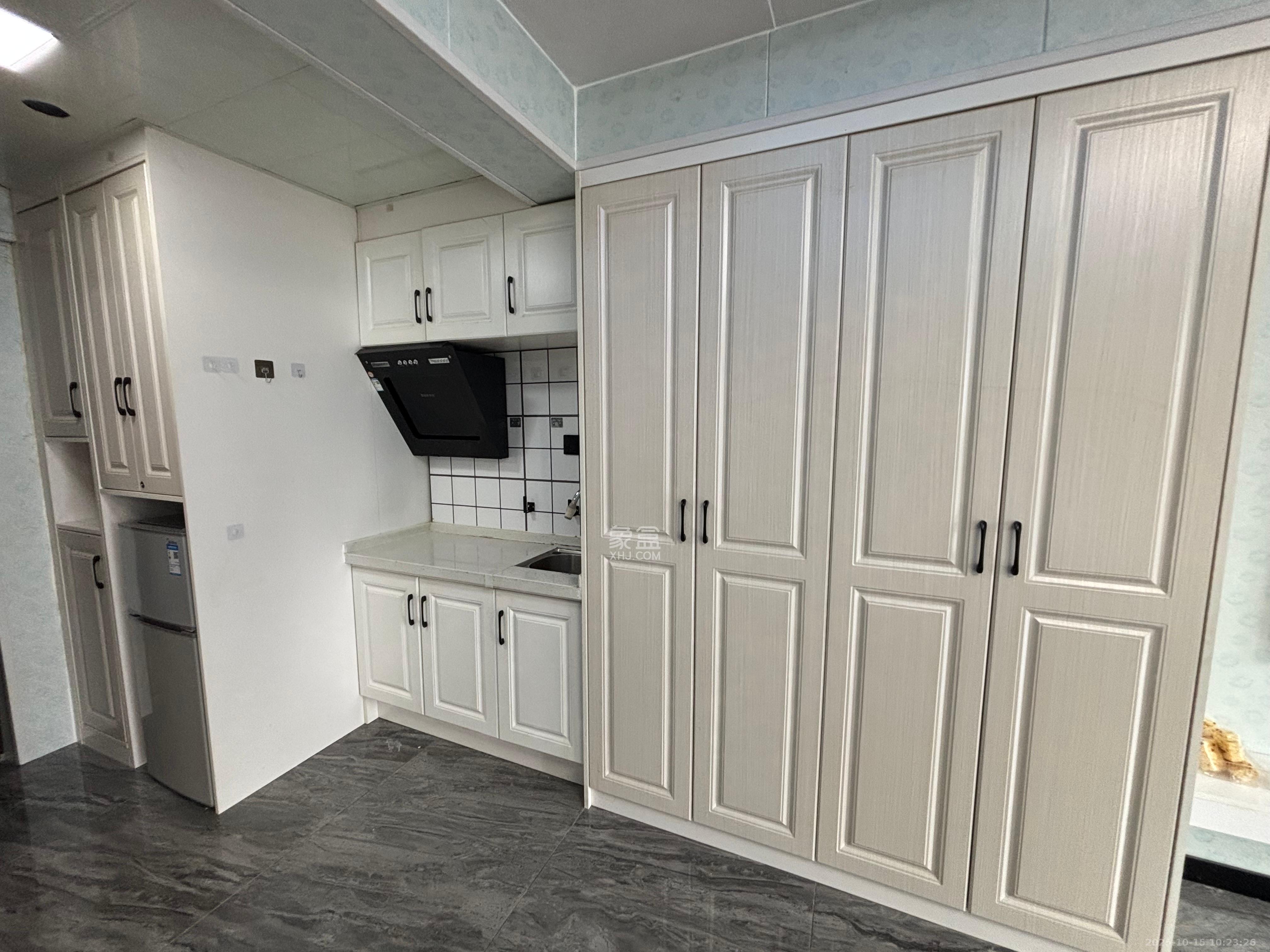 金科时代中心 1室1厅1卫 1500.0元/月 金科时代中心 1室1厅1卫 1500.0元/月室内图