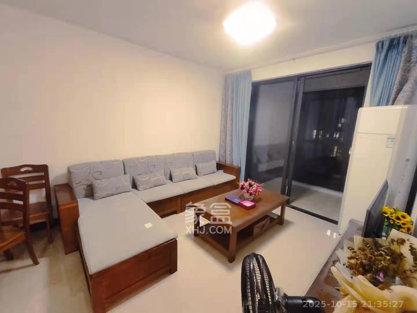 中国铁建梅溪青秀二期 3室2厅2卫 2250.0元/月 中国铁建梅溪青秀二期 3室2厅2卫 2250.0元/月室内图