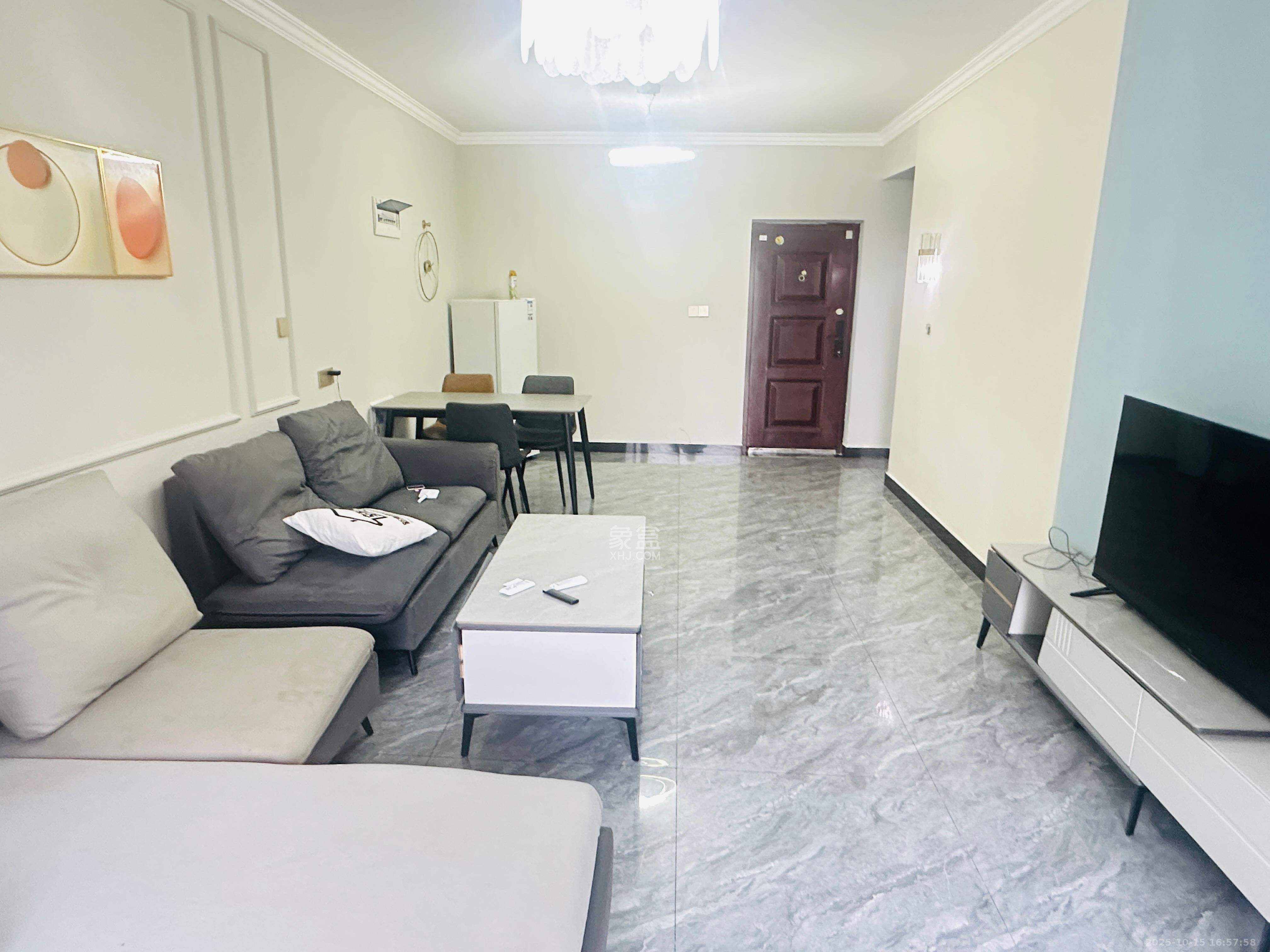 汇一城（汇壹公馆）  2室2厅1卫    2200.0元/月