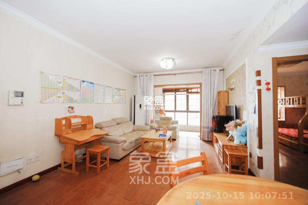 上海城小区 2室2厅1卫 1800.0元/月 上海城小区 2室2厅1卫 1800.0元/月室内图