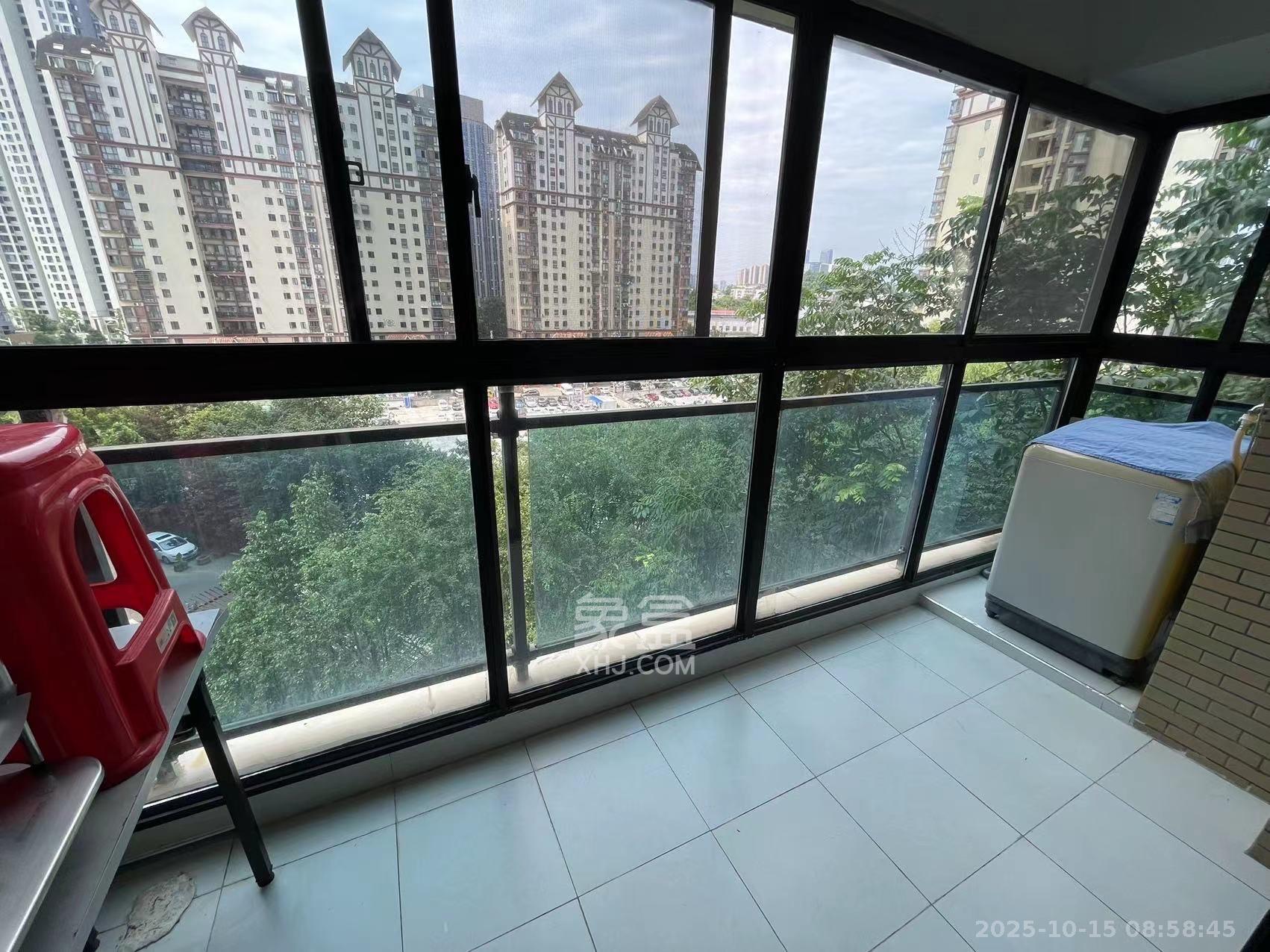 阿普阿布  1室1厅1卫    2000.0元/月 阿普阿布  1室1厅1卫    2000.0元/月室内图