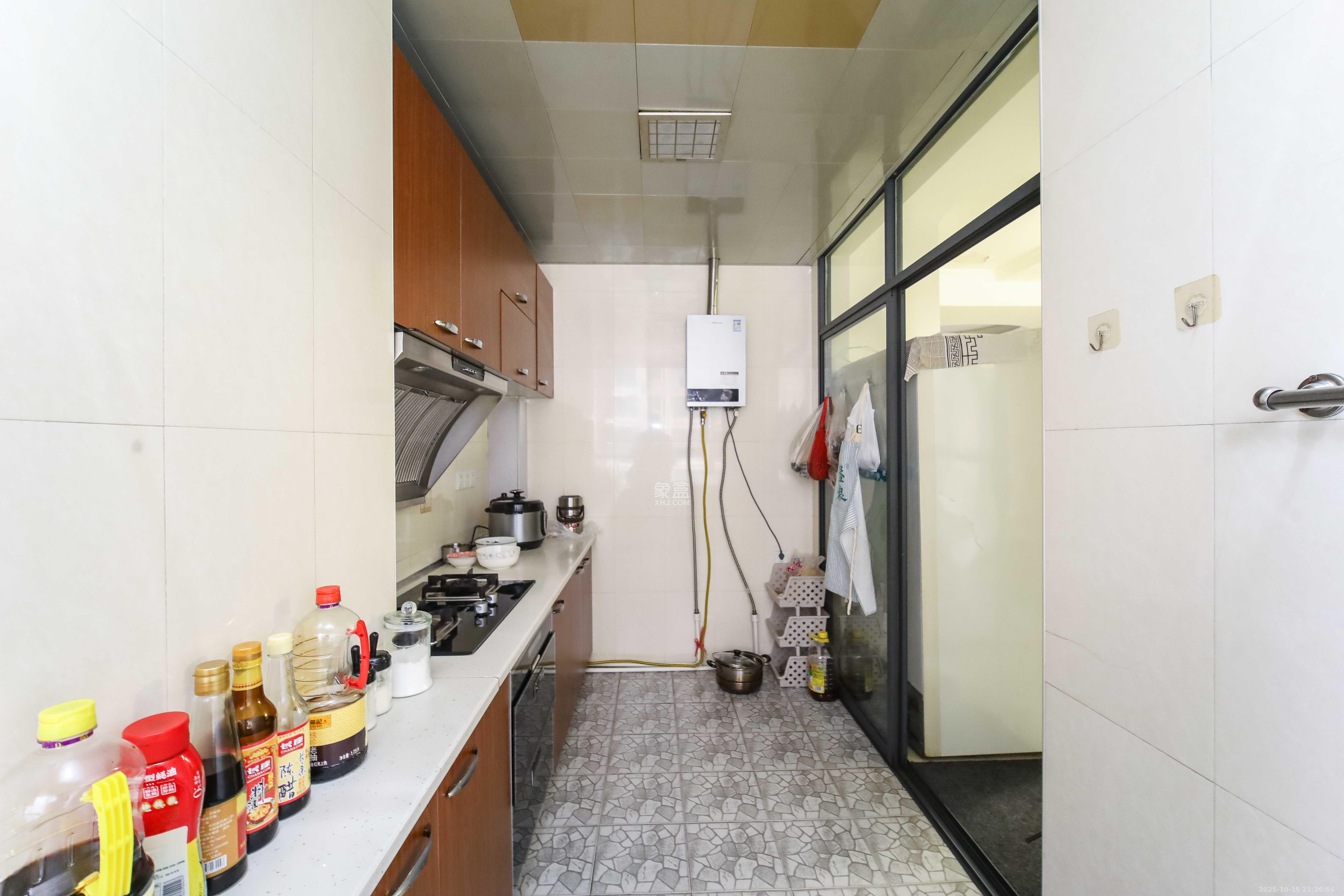 锦湘国际星城三期(锦绣苑) 3室2厅2卫 120.0万 锦湘国际星城三期(锦绣苑) 3室2厅2卫 120.0万厨房