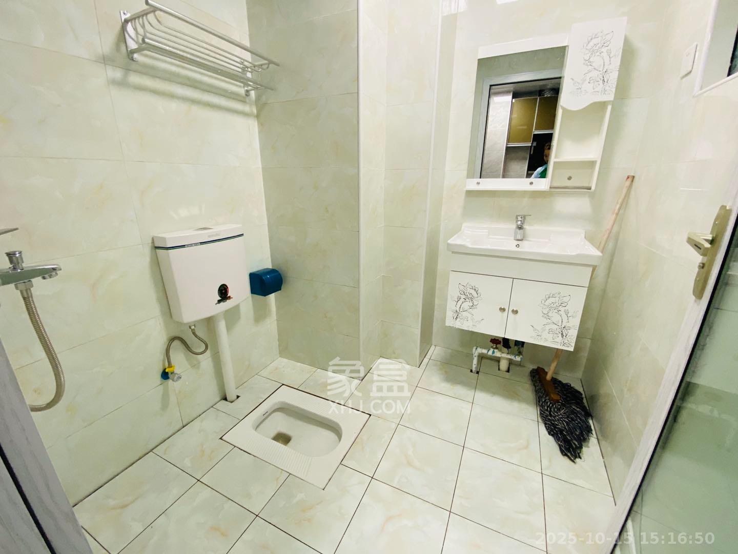 鑫远悦城（鑫远悦时代）  2室1厅1卫    2100.0元/月室内图