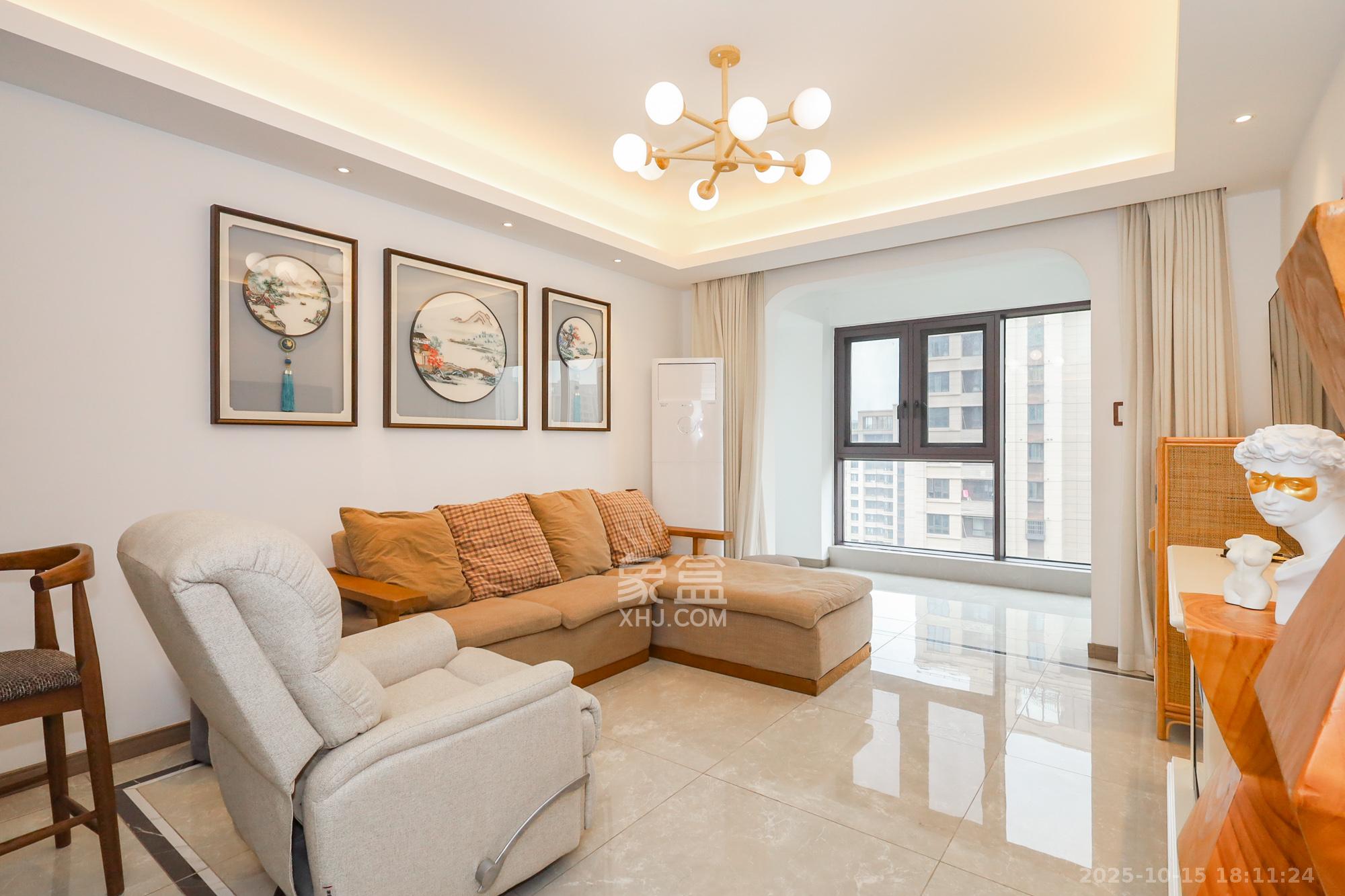 龙湖铂金中心（龙湖春江郦城）  3室2厅2卫    216.0万