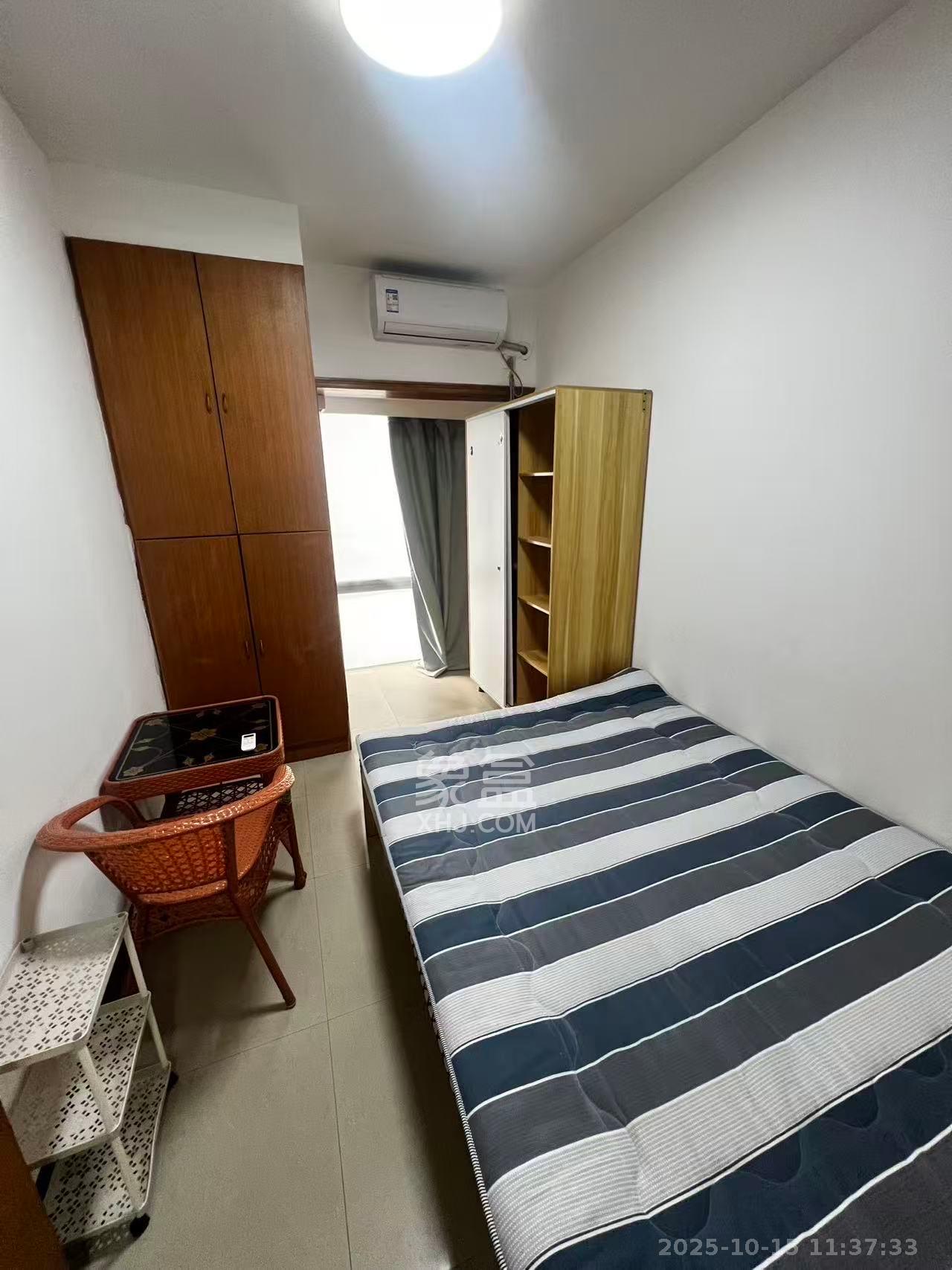 鸿运凯旋国际(科佳电脑城)  1室1厅1卫    1600.0元/月 鸿运凯旋国际(科佳电脑城)  1室1厅1卫    1600.0元/月室内图