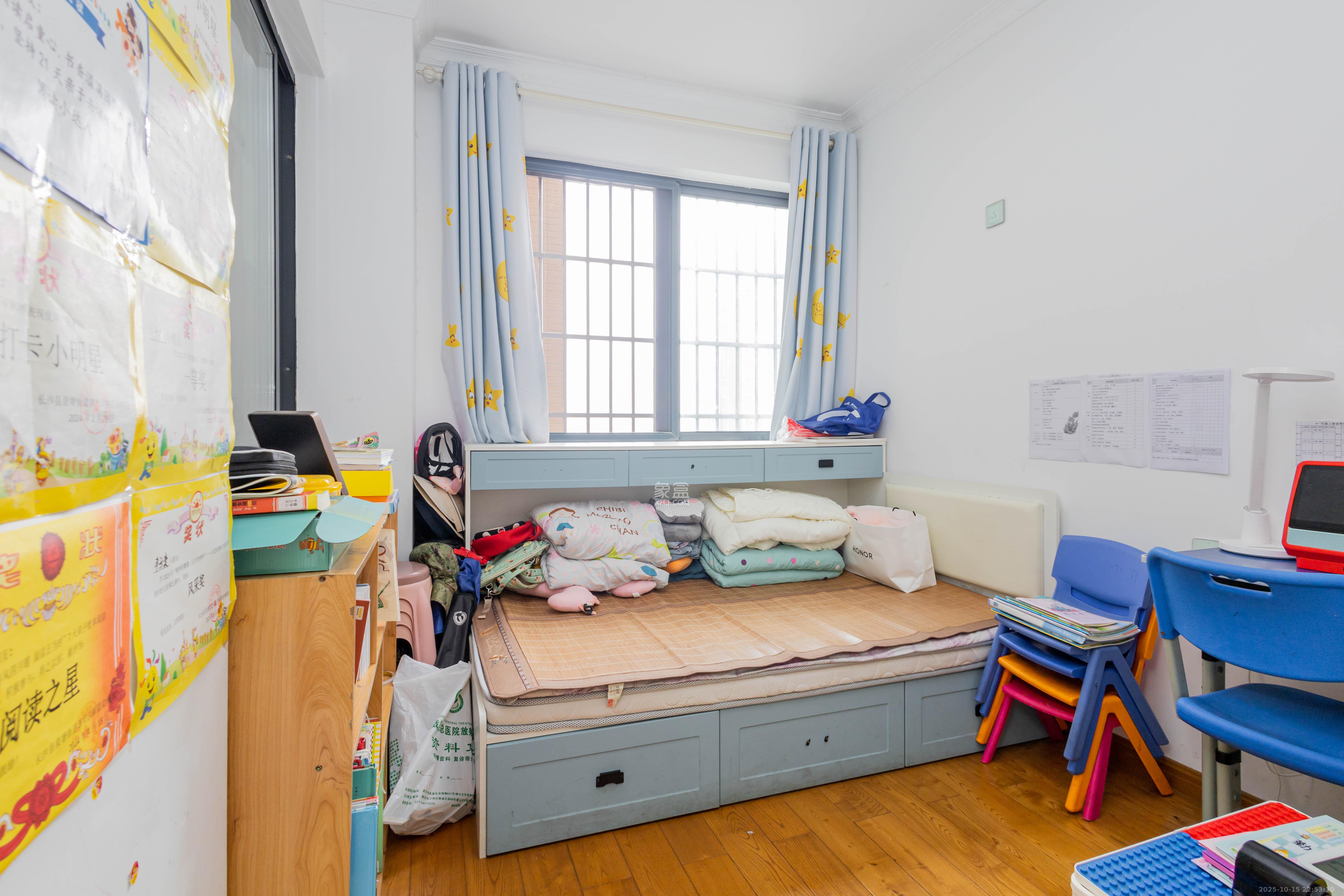 高林仕家  3室2厅1卫    51.8万卧室