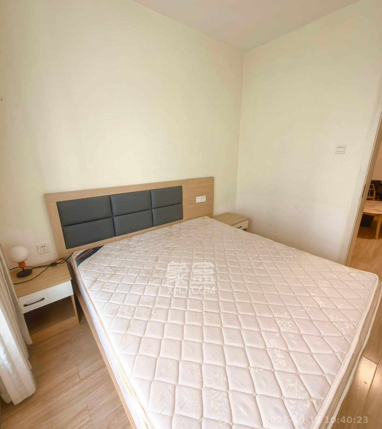 万芙锦城  1室1厅1卫    1600.0元/月室内图