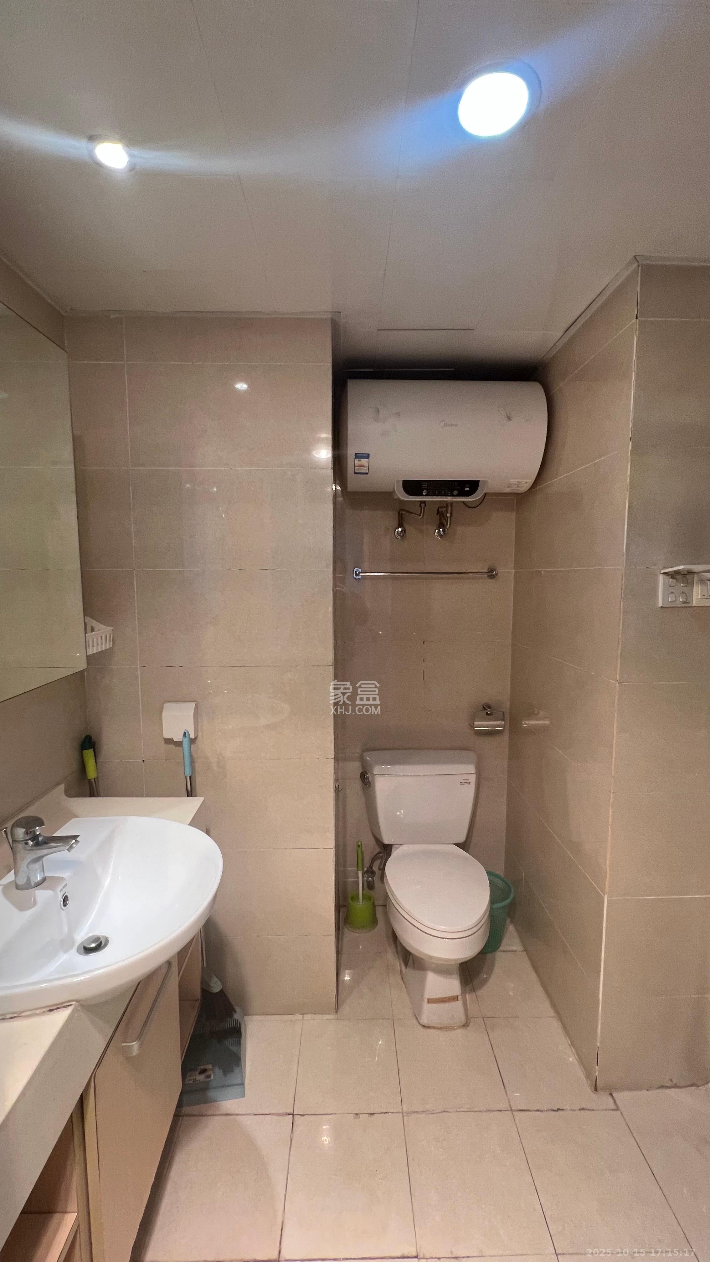 融科檀香山（融科紫檀、香山国际）  1室1厅1卫    1700.0元/月室内图