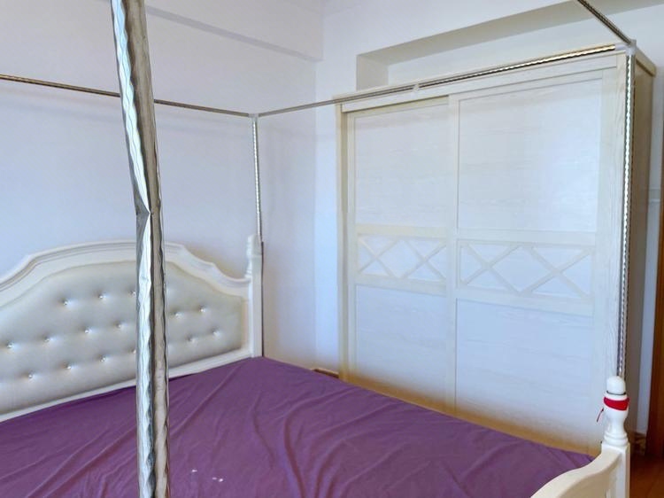 裕兴大厦 3室2厅1卫 1800.0元/月 裕兴大厦 3室2厅1卫 1800.0元/月室内图