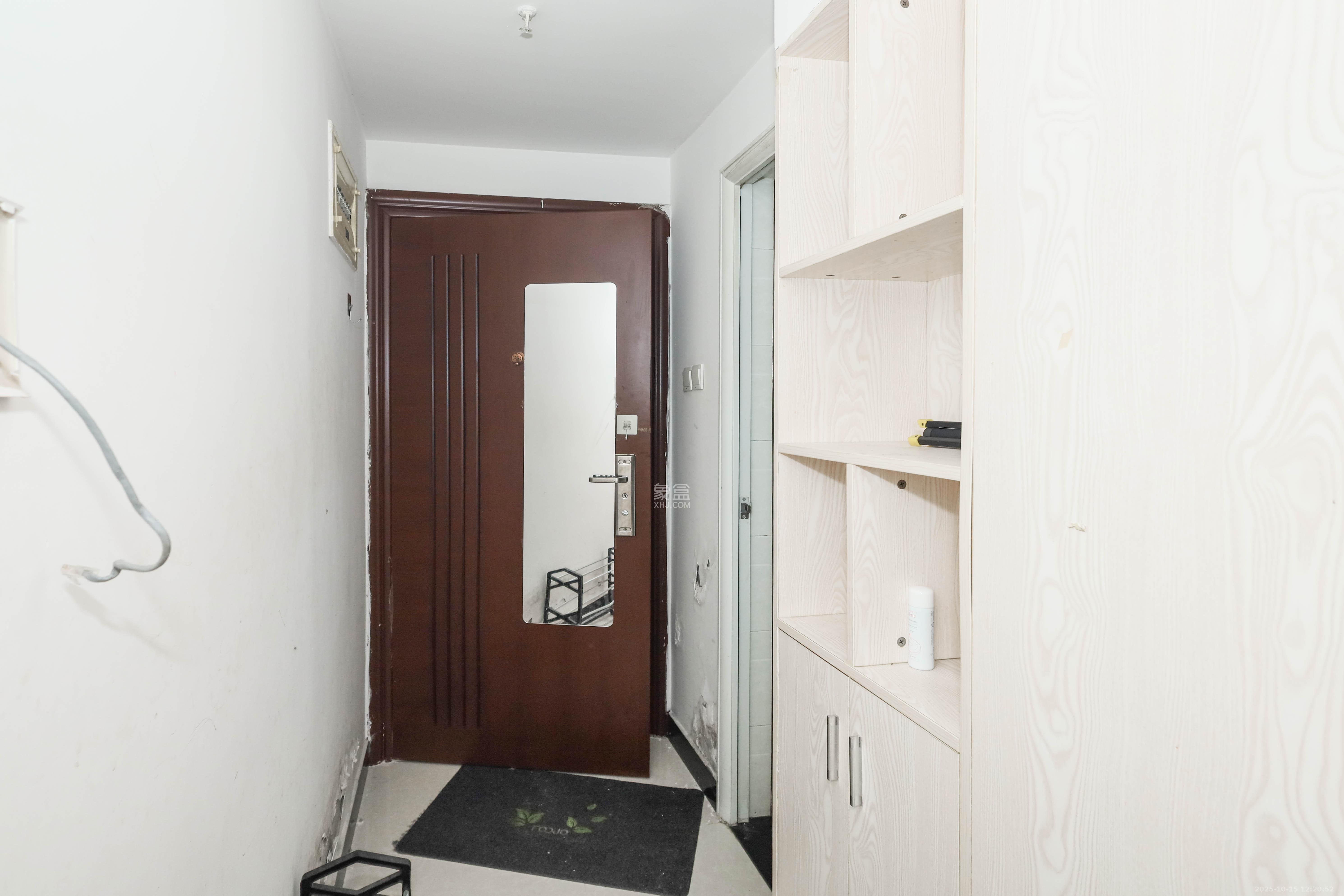 保利麓谷林语I区  1室1厅1卫    18.5万 保利麓谷林语I区  1室1厅1卫    18.5万其他