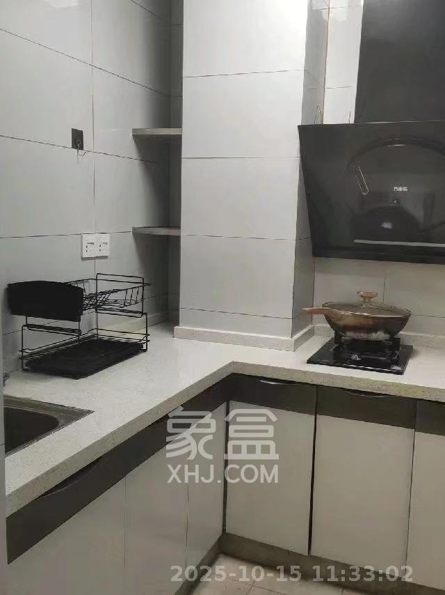 豪菲斯国际公寓(缤纷一季)  2室1厅1卫    1700.0元/月 豪菲斯国际公寓(缤纷一季)  2室1厅1卫    1700.0元/月室内图