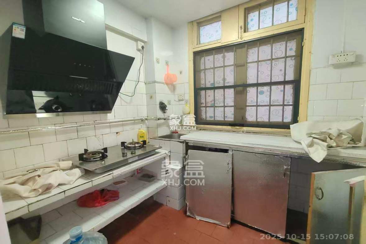 工商所宿舍(上碧湘街30号) 2室1厅1卫 2400.0元/月 工商所宿舍(上碧湘街30号) 2室1厅1卫 2400.0元/月室内图