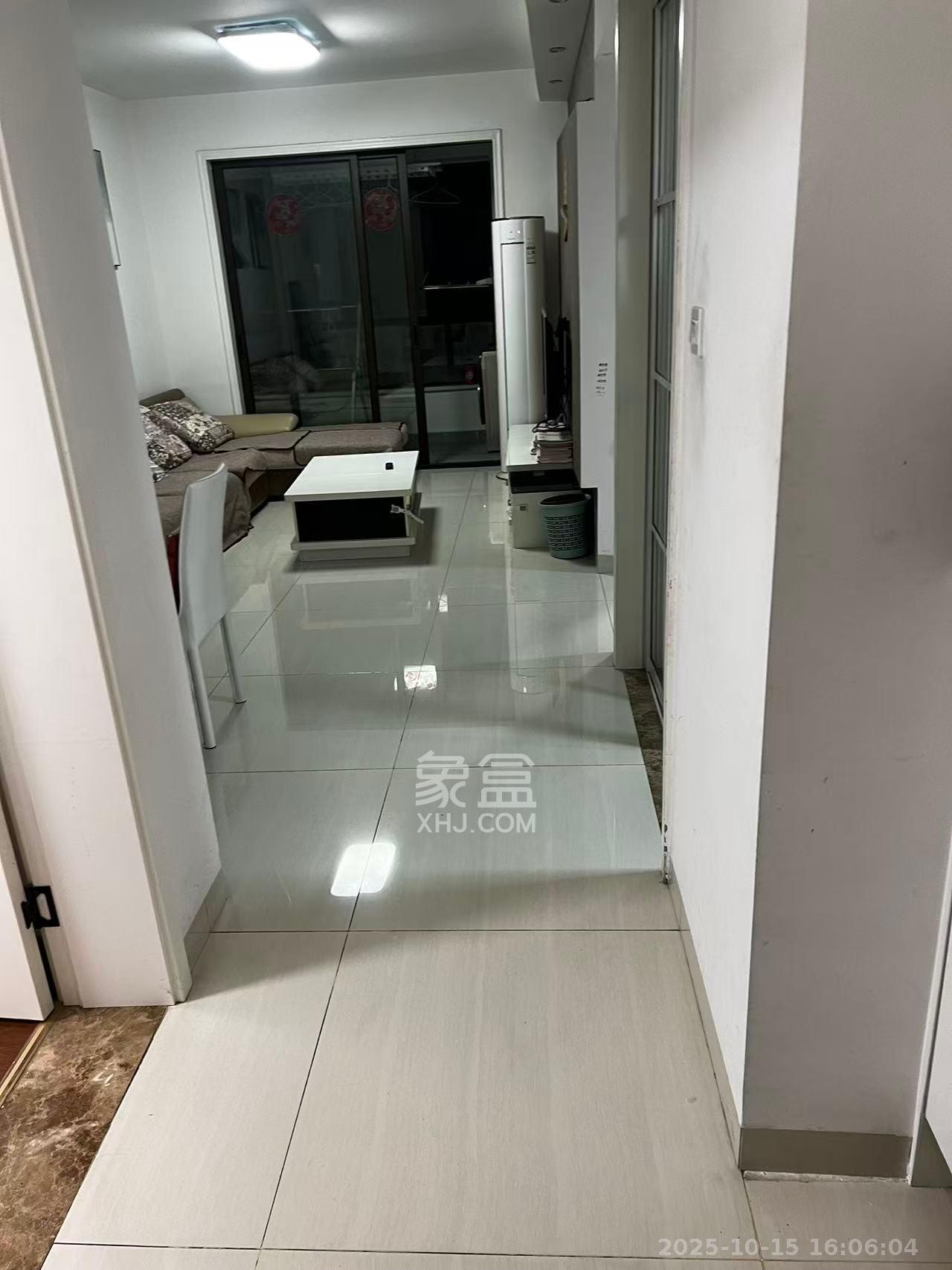 山语城三期 2室2厅1卫 1700.0元/月 山语城三期 2室2厅1卫 1700.0元/月室内图