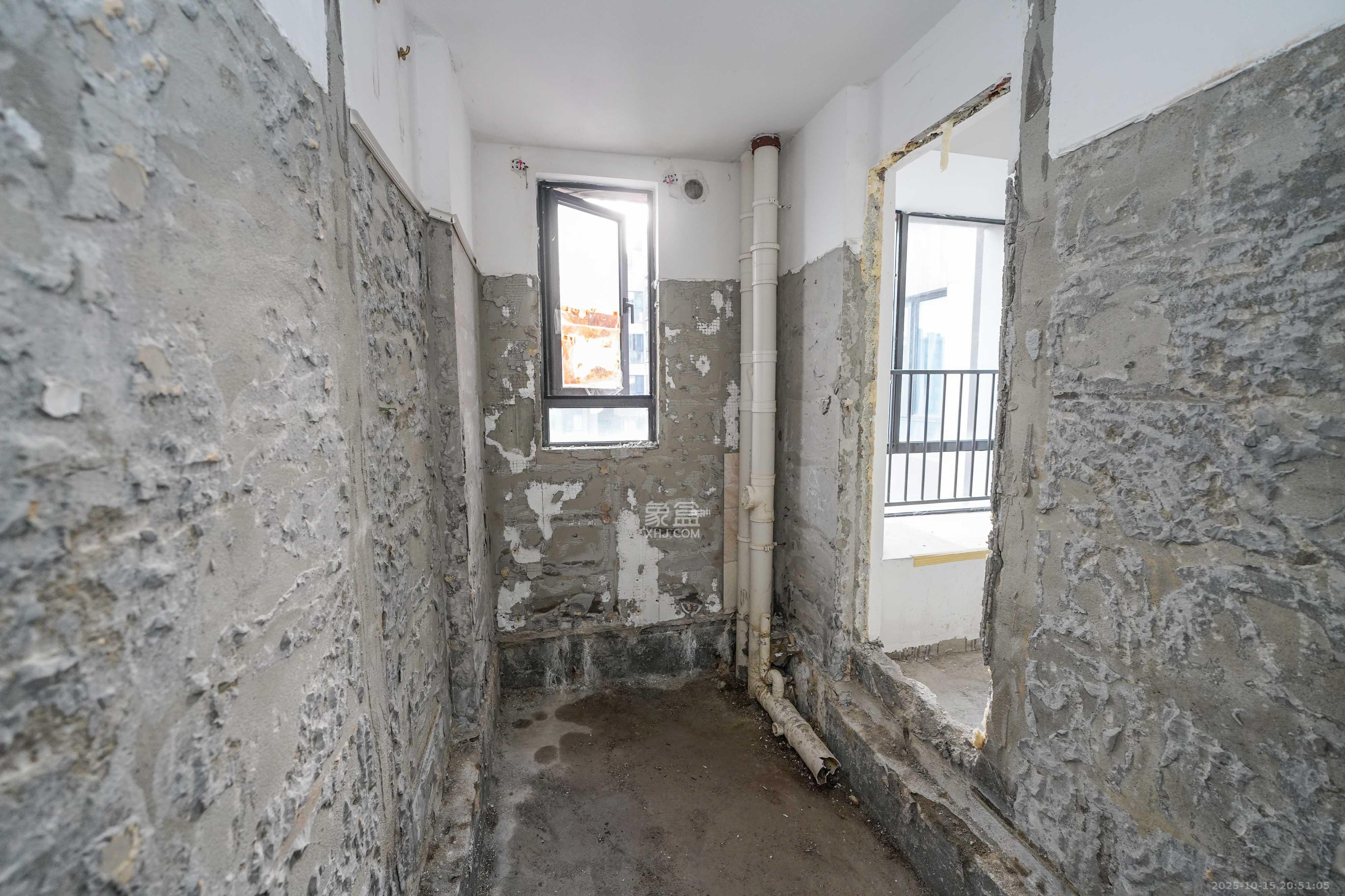 汇金城/嘉华城(二期、三期) 3室2厅1卫 110.0万 汇金城/嘉华城(二期、三期) 3室2厅1卫 110.0万卫生间