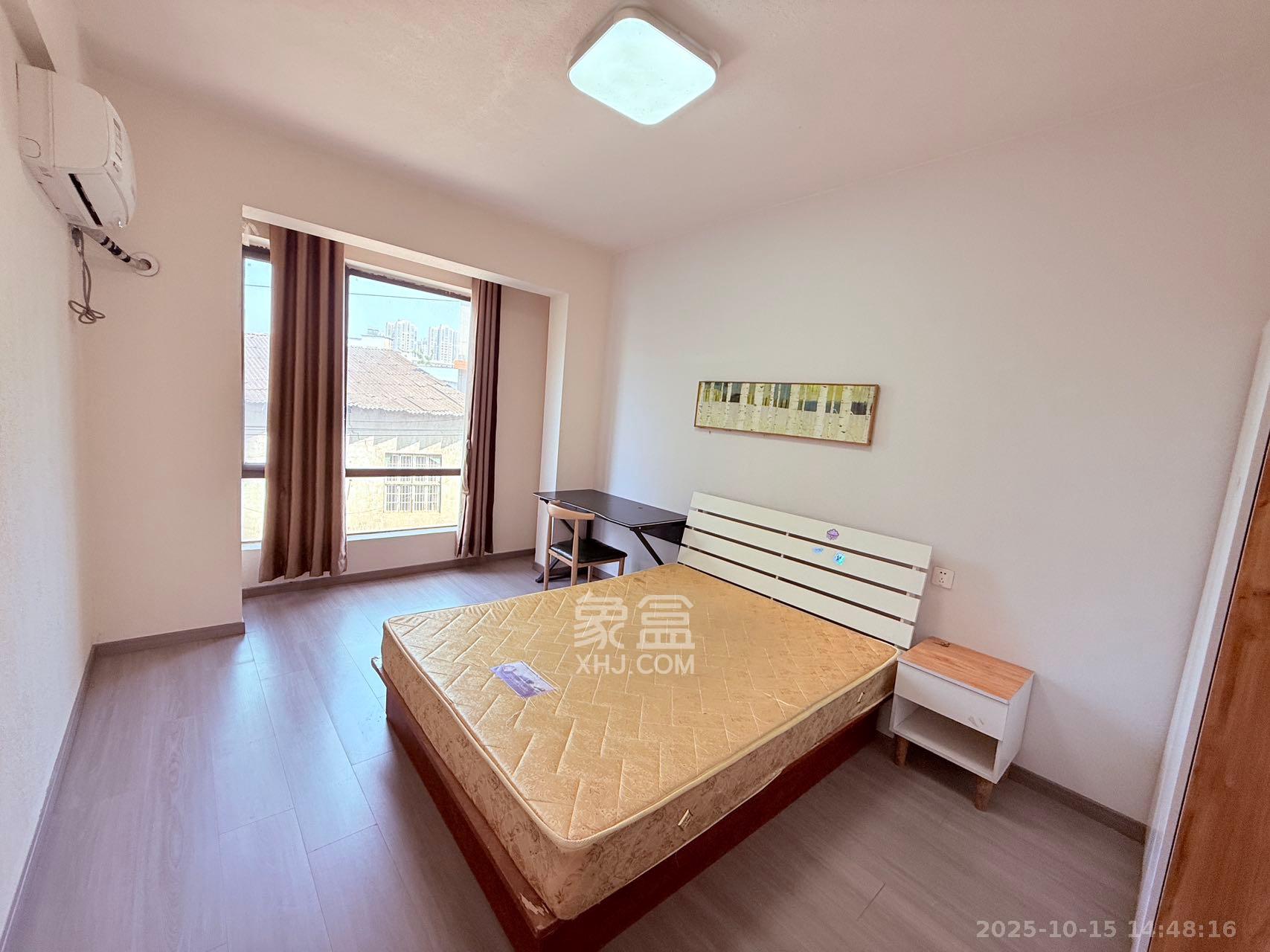 望兴景园二期（望兴西西里）  3室1厅1卫    2550.0元/月室内图